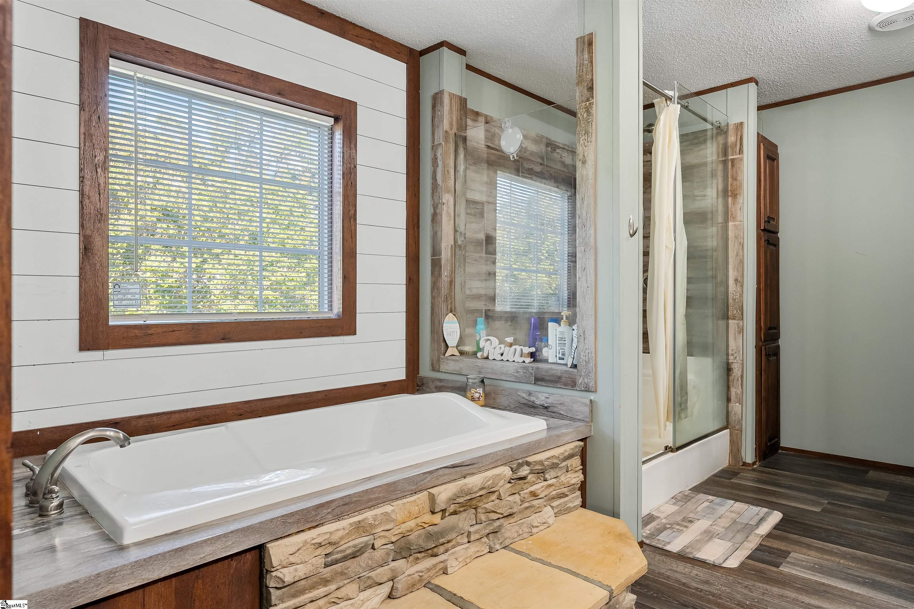 4085 Keowee, Honea Path, South Carolina image 24