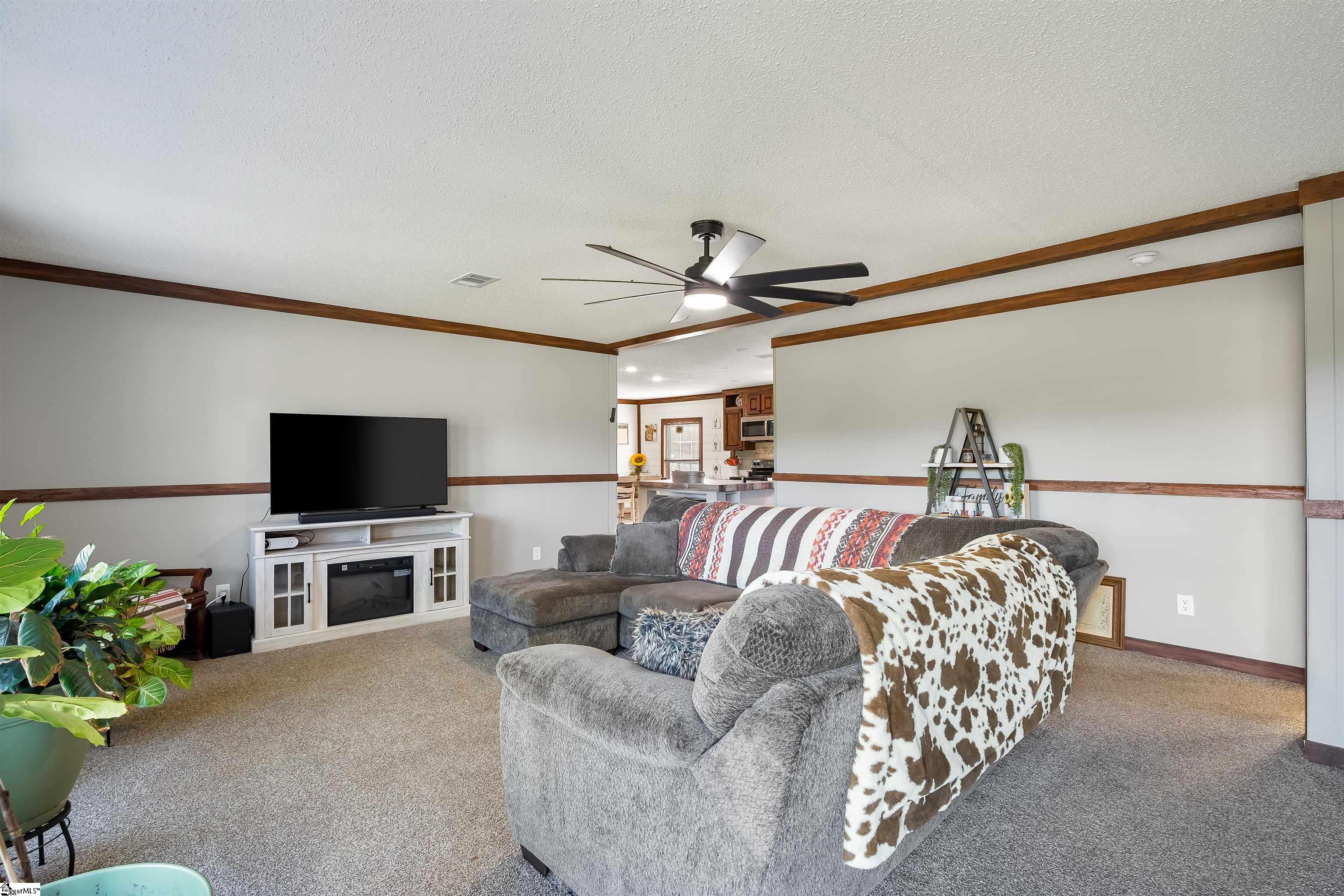 4085 Keowee, Honea Path, South Carolina image 4
