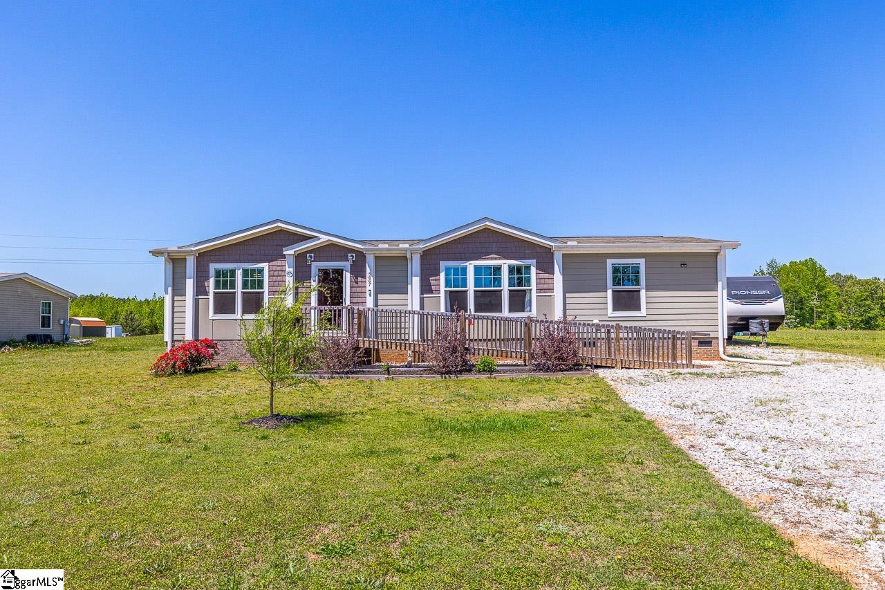5667 Sc-92, Gray Court, South Carolina image 1