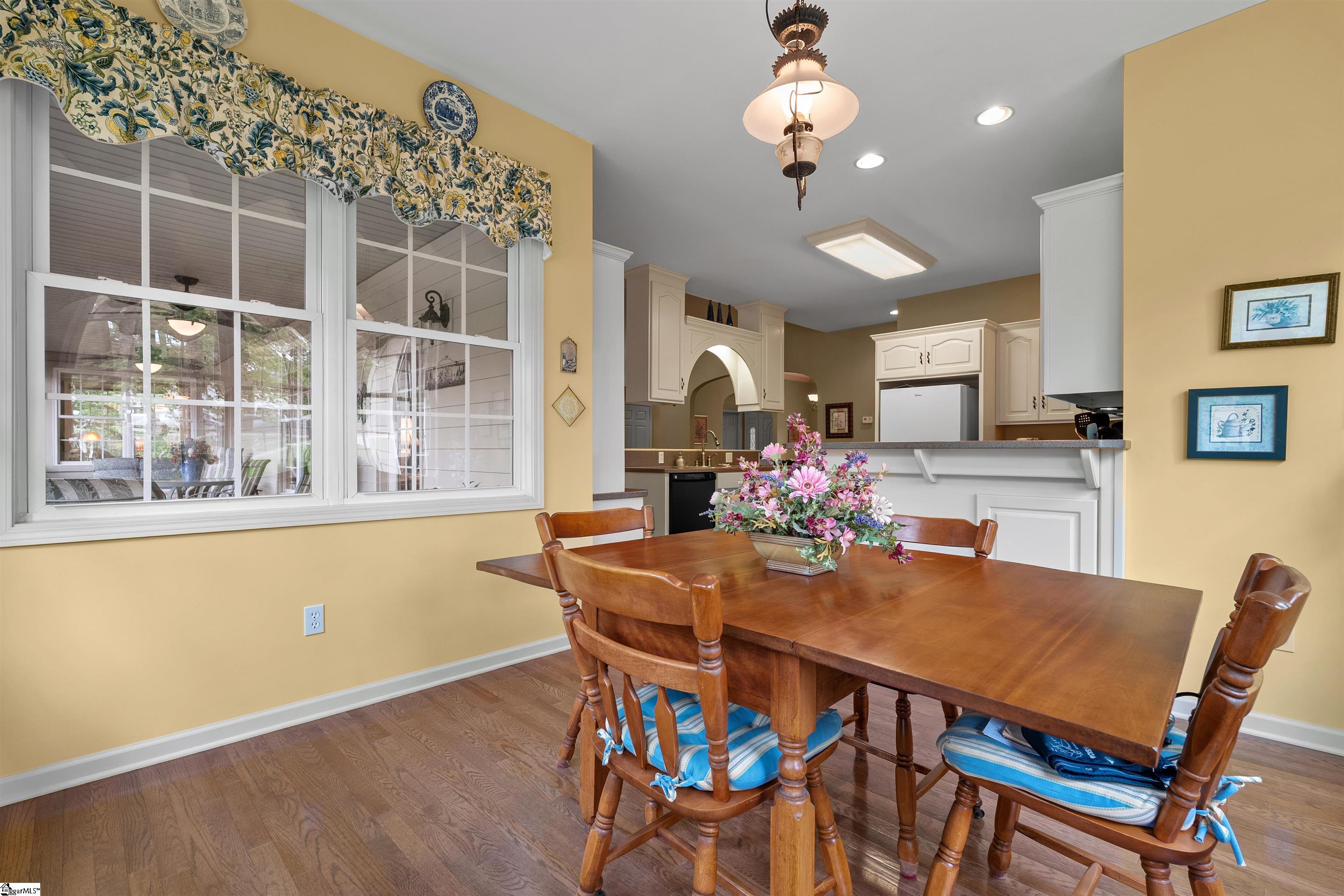 700 Island Pine, Seneca, South Carolina image 18