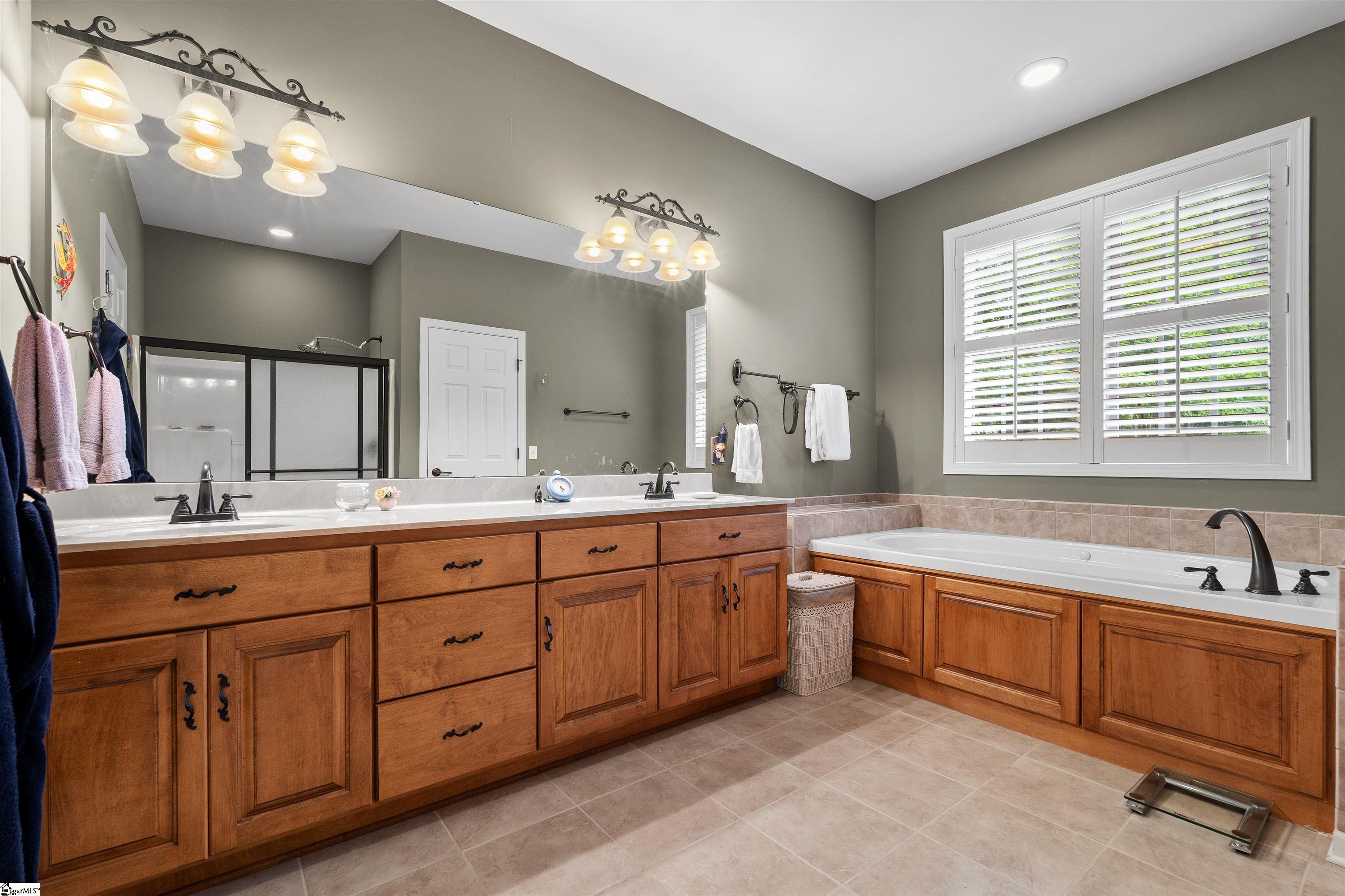 700 Island Pine, Seneca, South Carolina image 22