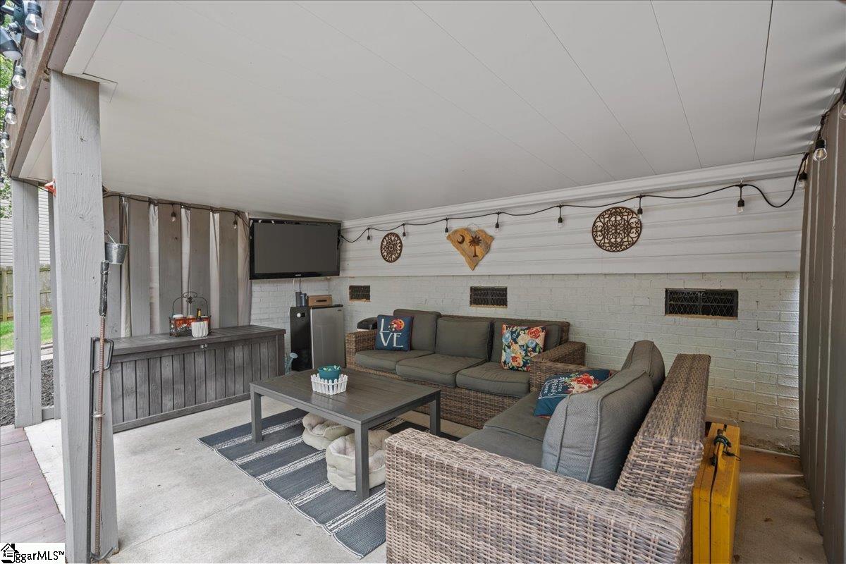 403 Walkingstick, Simpsonville, South Carolina image 21