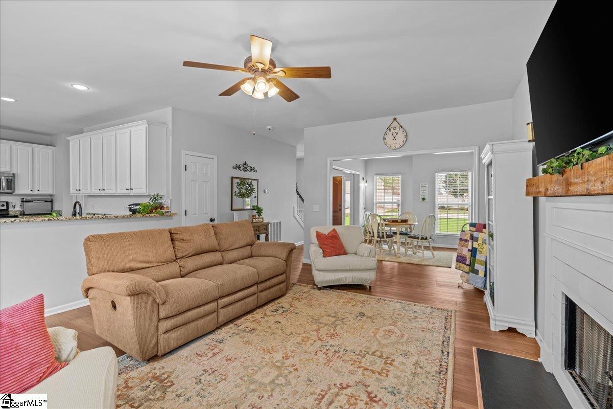 403 Walkingstick, Simpsonville, South Carolina image 7