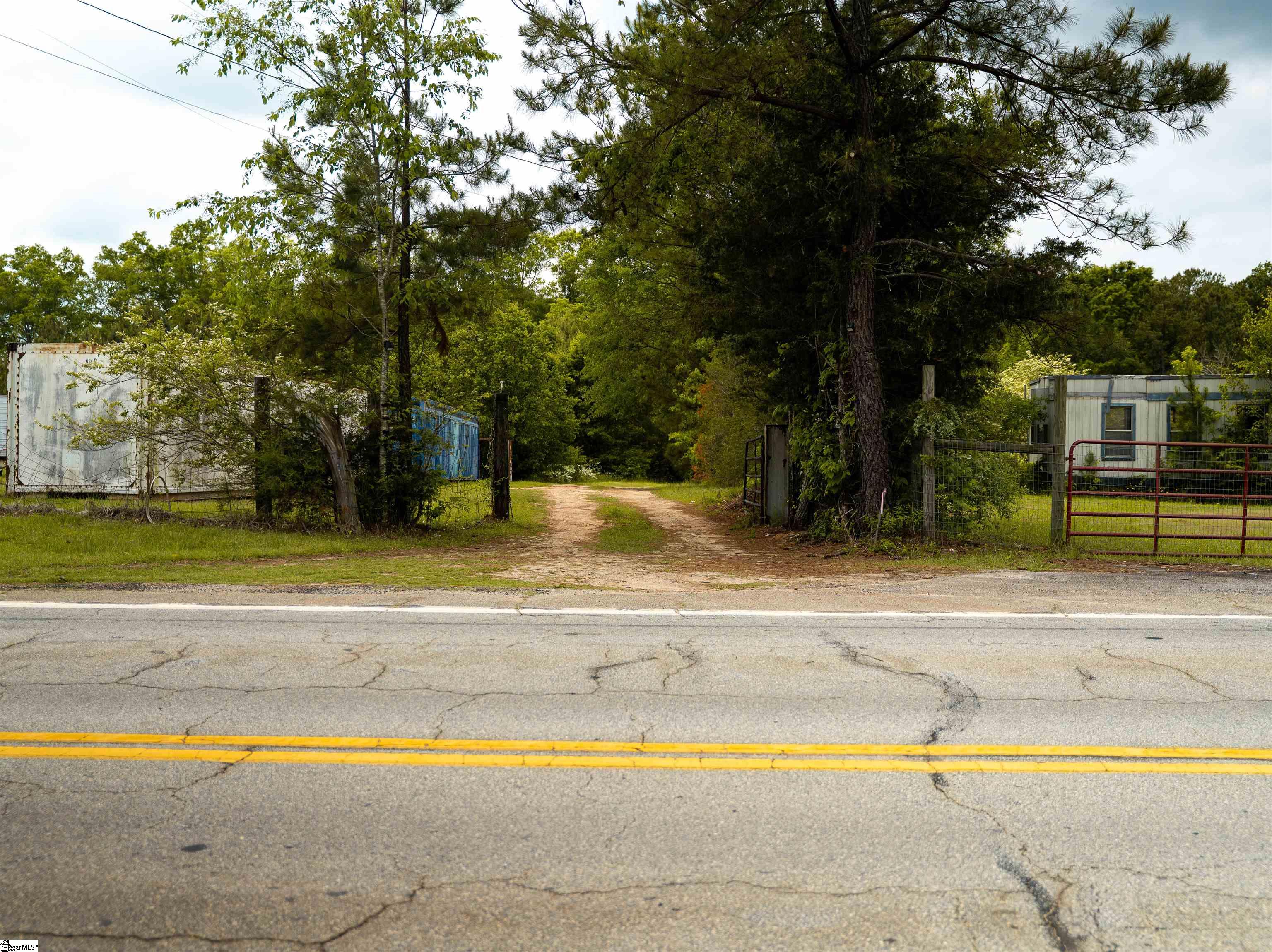 651 655 Cherokee, Pelzer, South Carolina image 3
