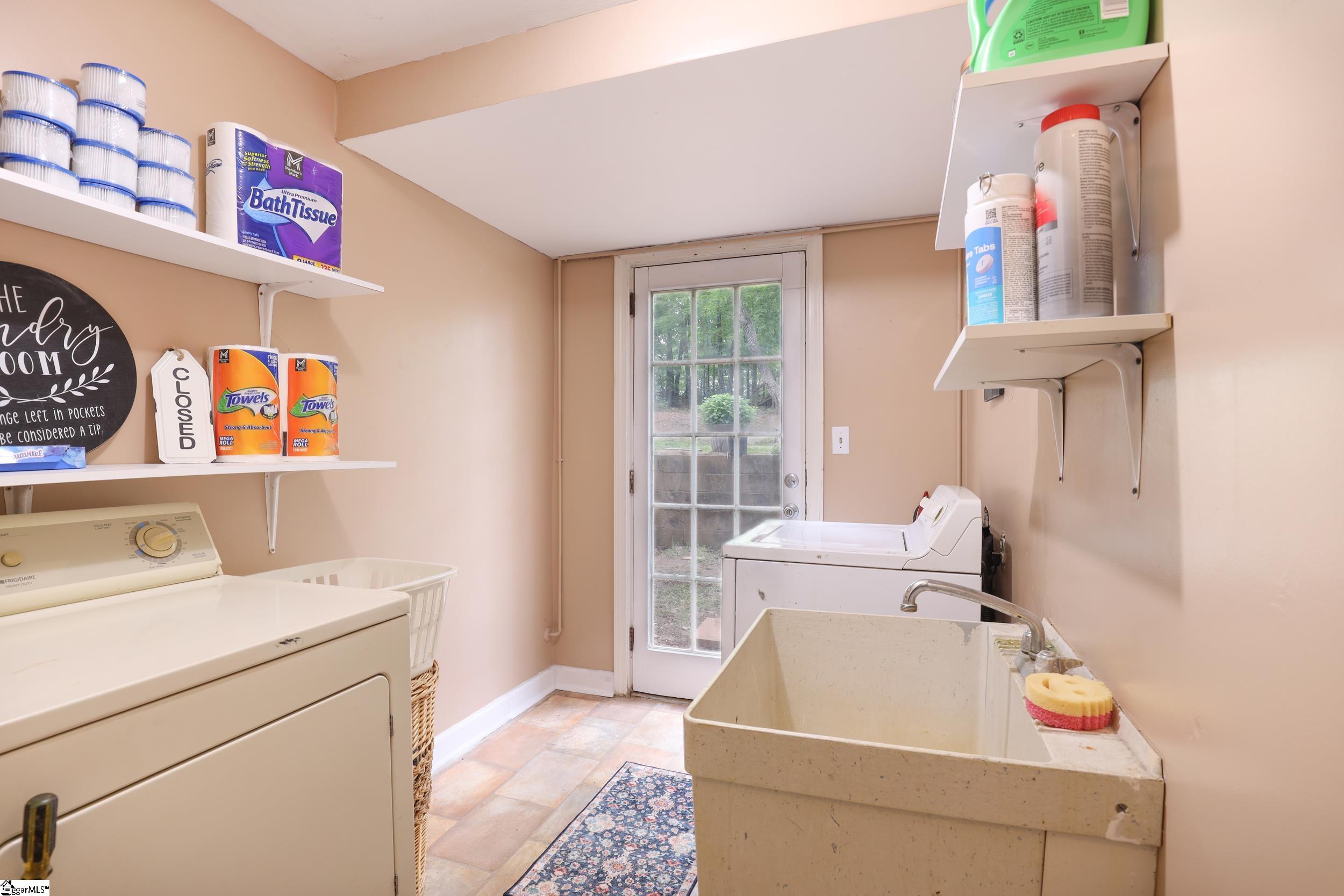 MLS #1555993 image #18