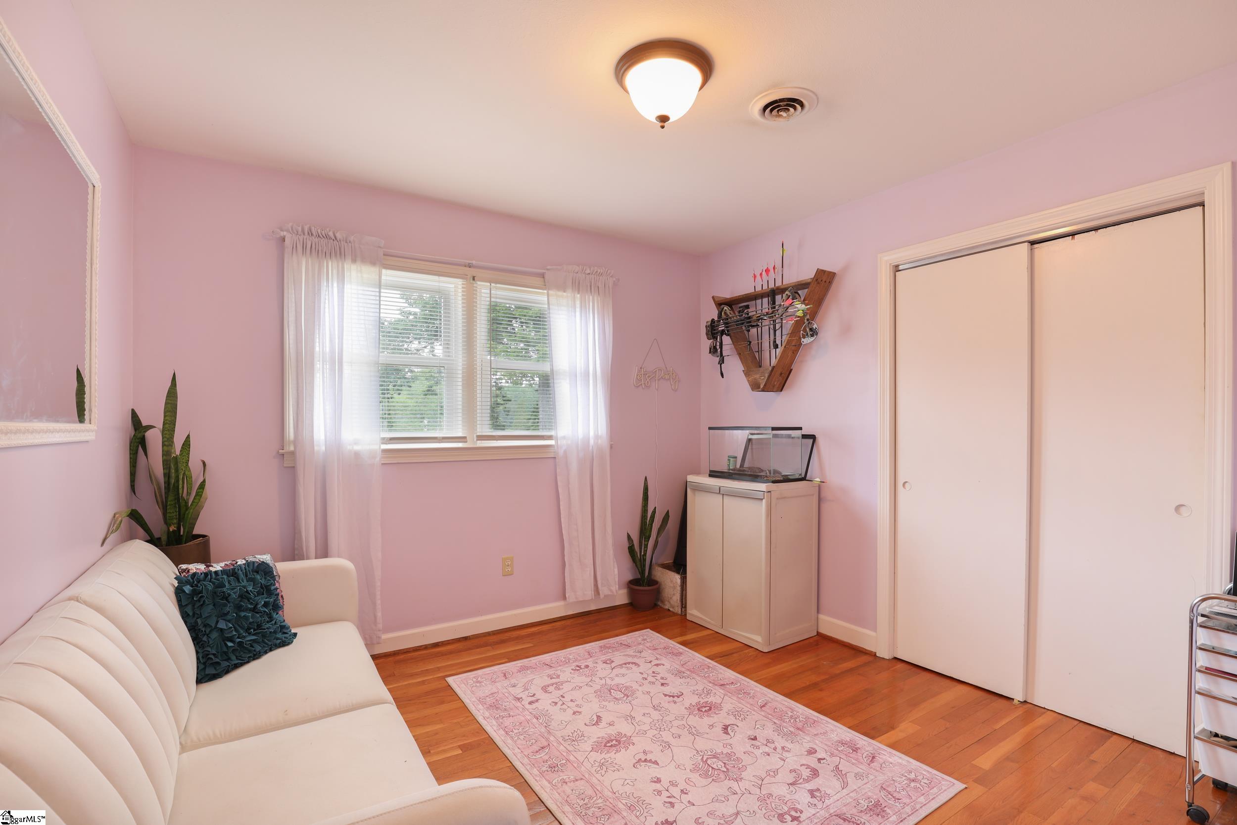 MLS #1555993 image #3