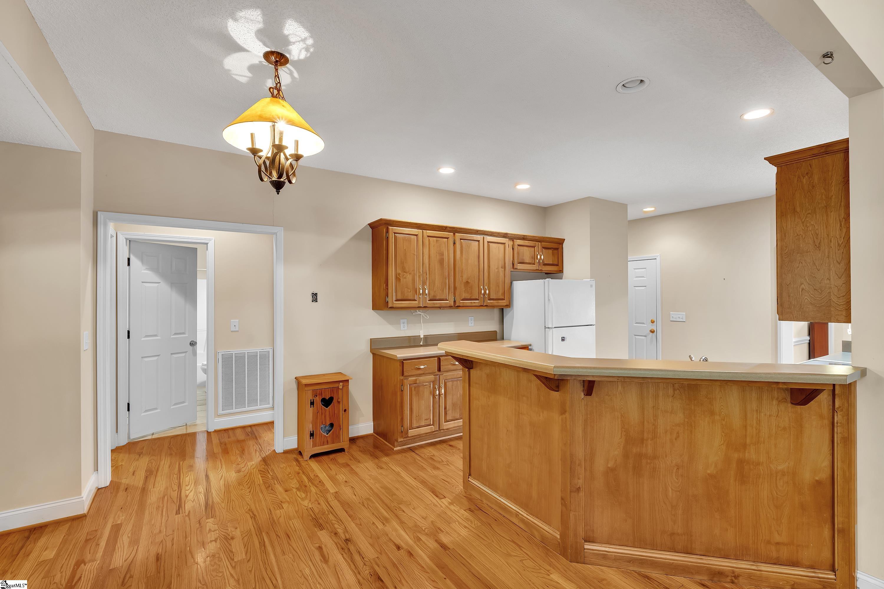 201 Cedar Creek, Seneca, South Carolina image 3