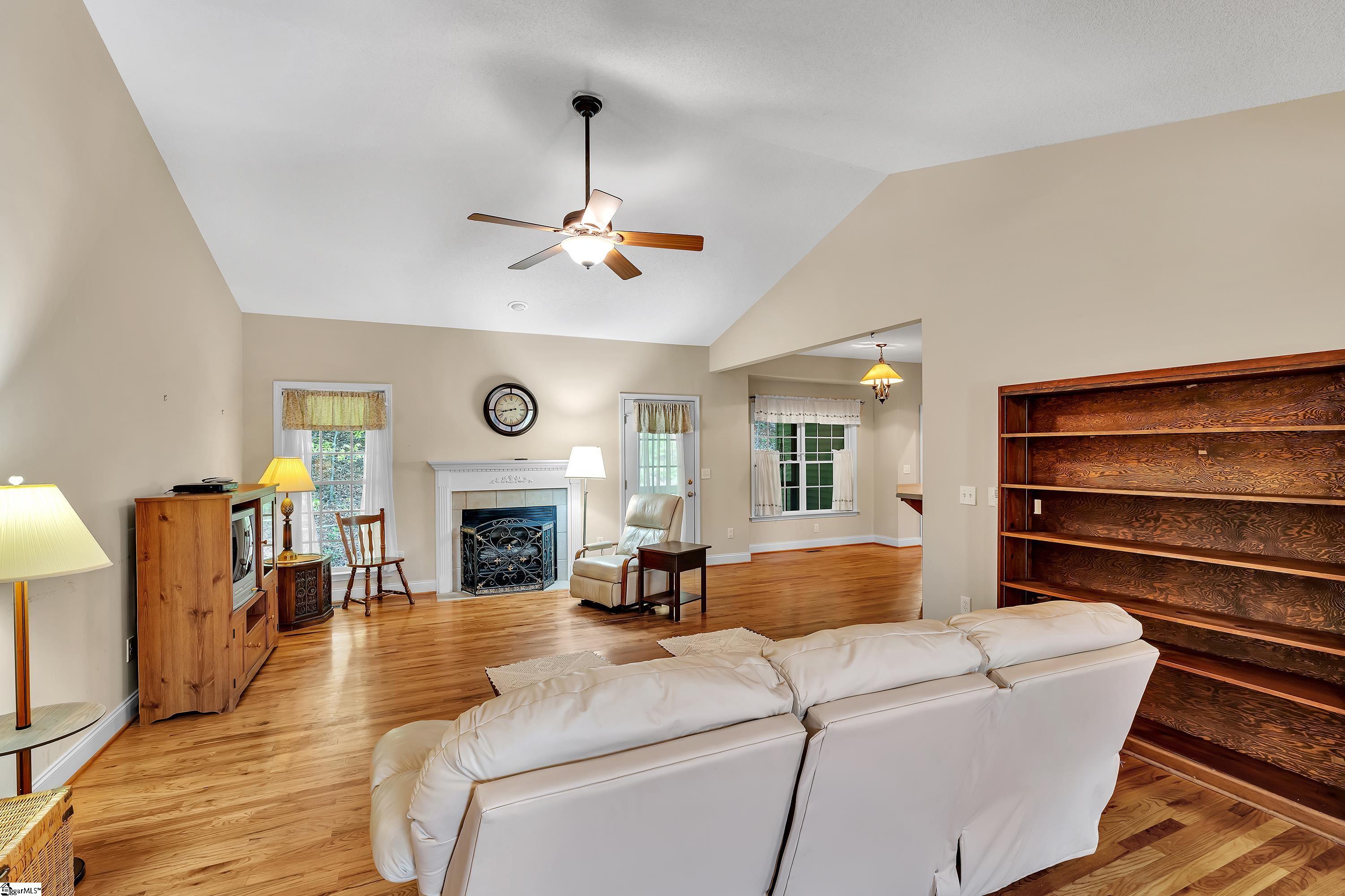 201 Cedar Creek, Seneca, South Carolina image 7