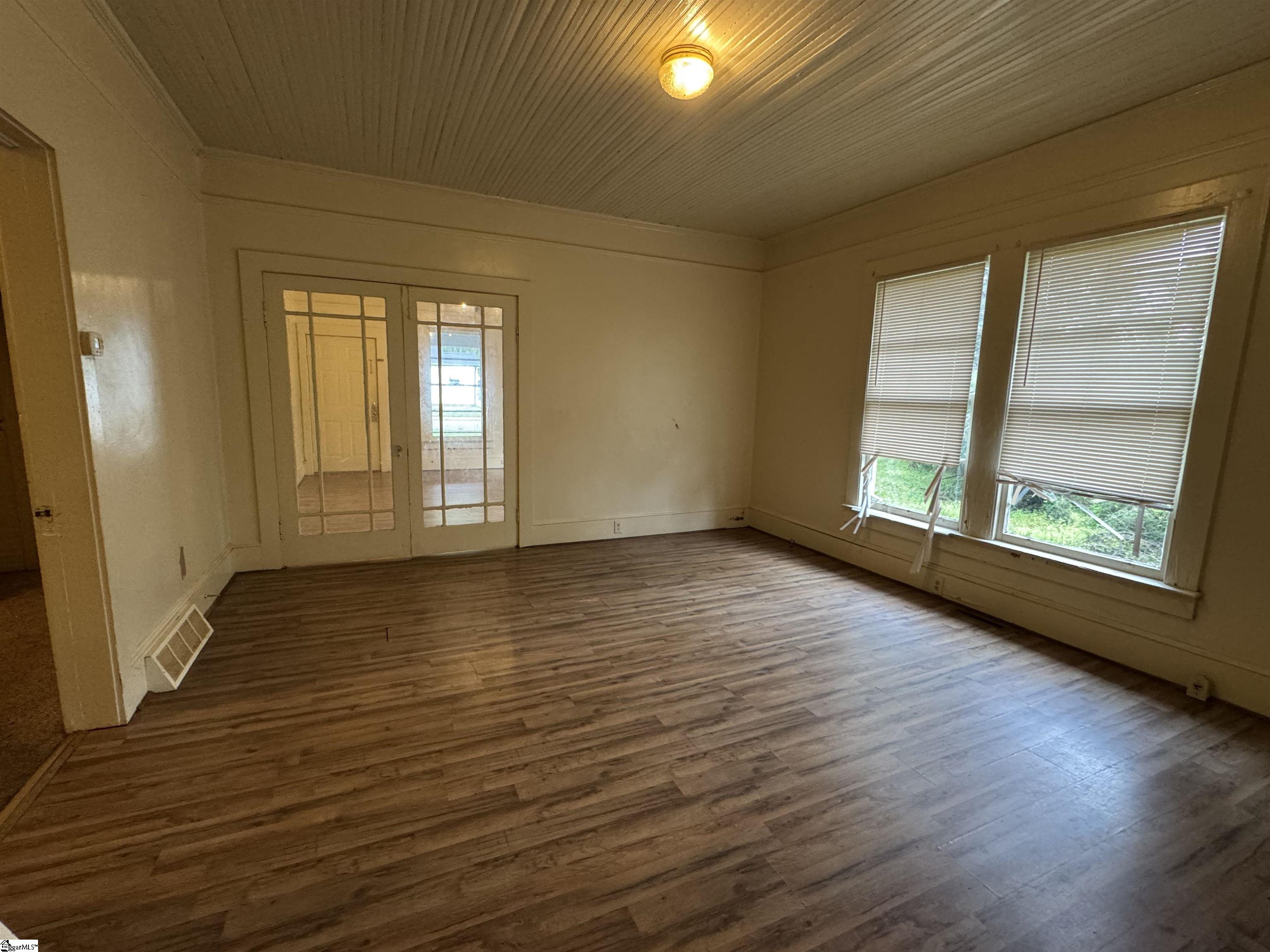 109 Woodrow, Laurens, South Carolina image 4