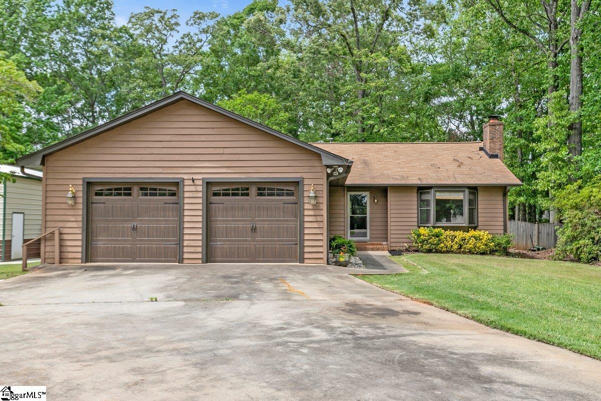 106 Rosemont, Taylors, South Carolina image 3