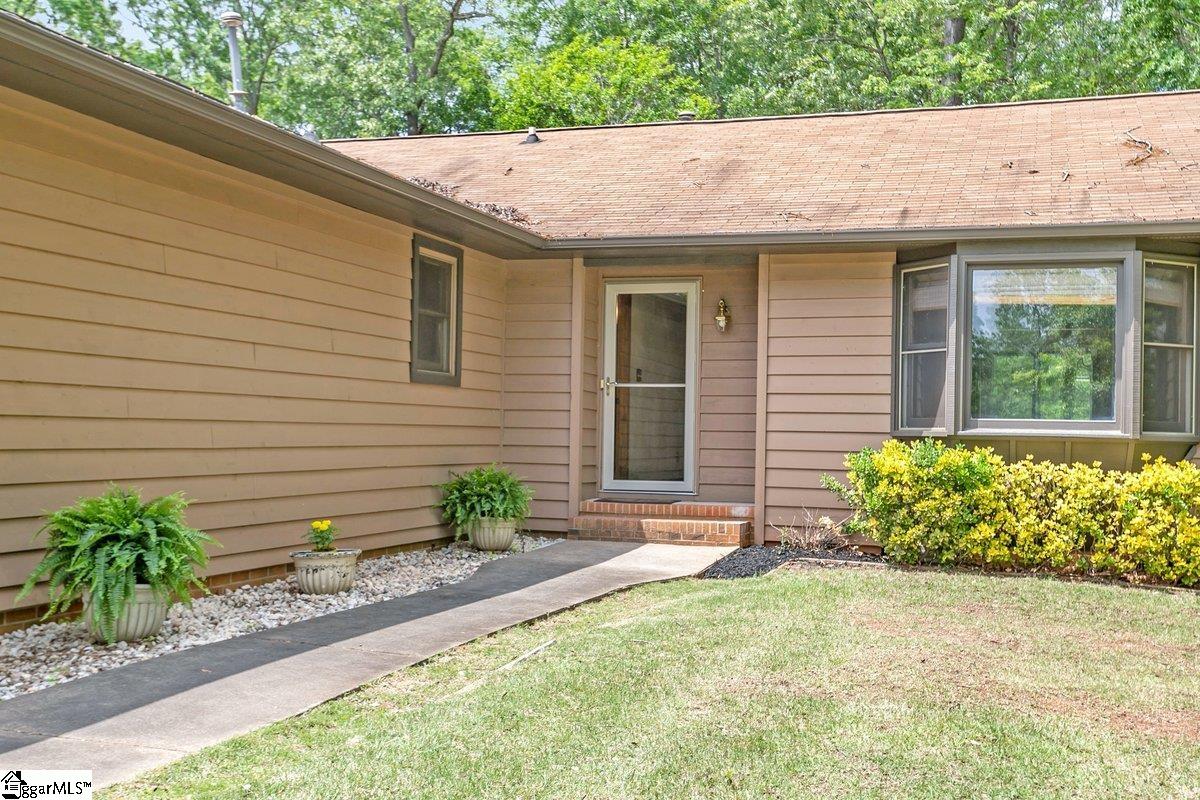 106 Rosemont, Taylors, South Carolina image 4