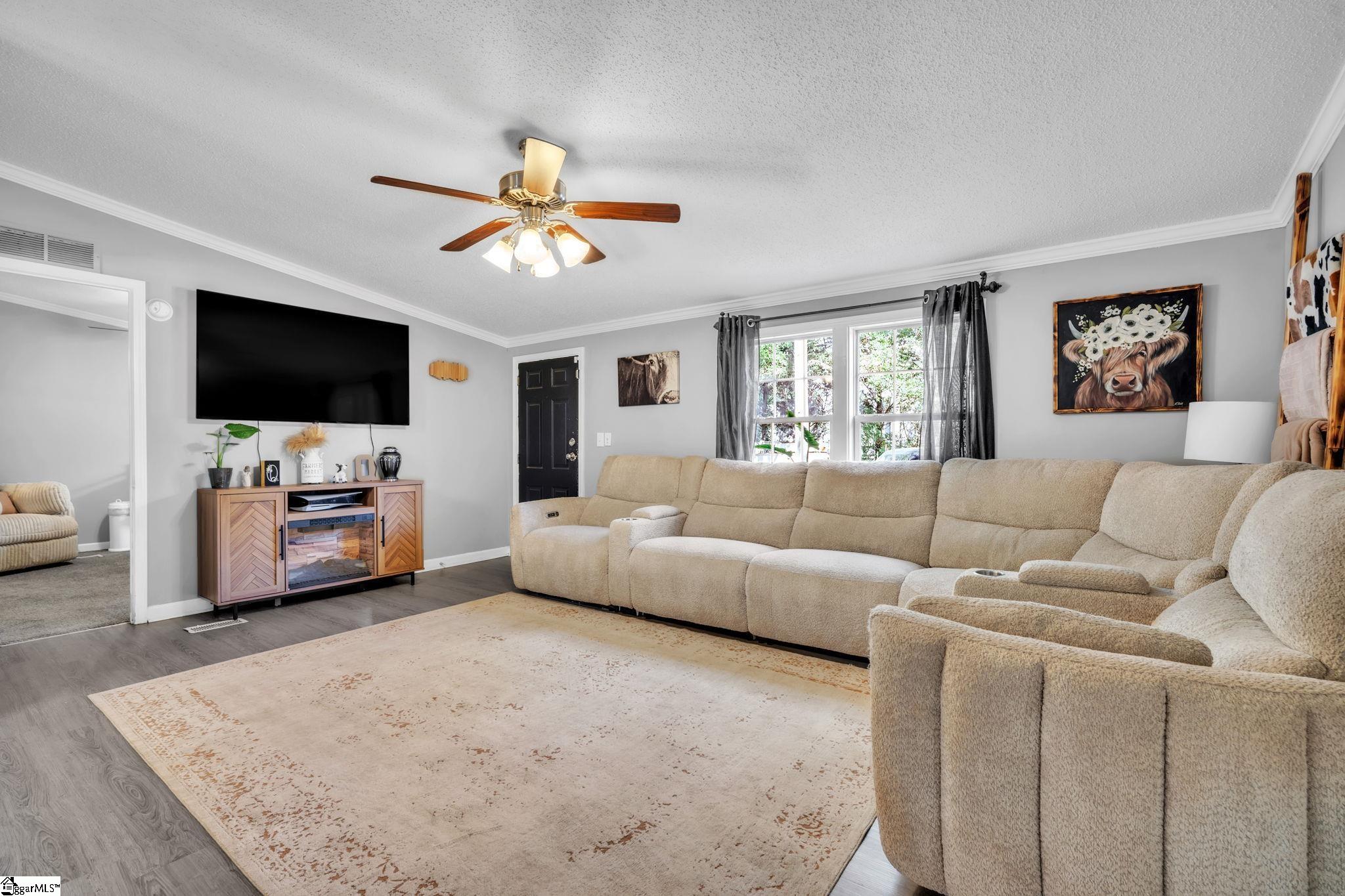 16 Airline, Greenville, South Carolina image 2