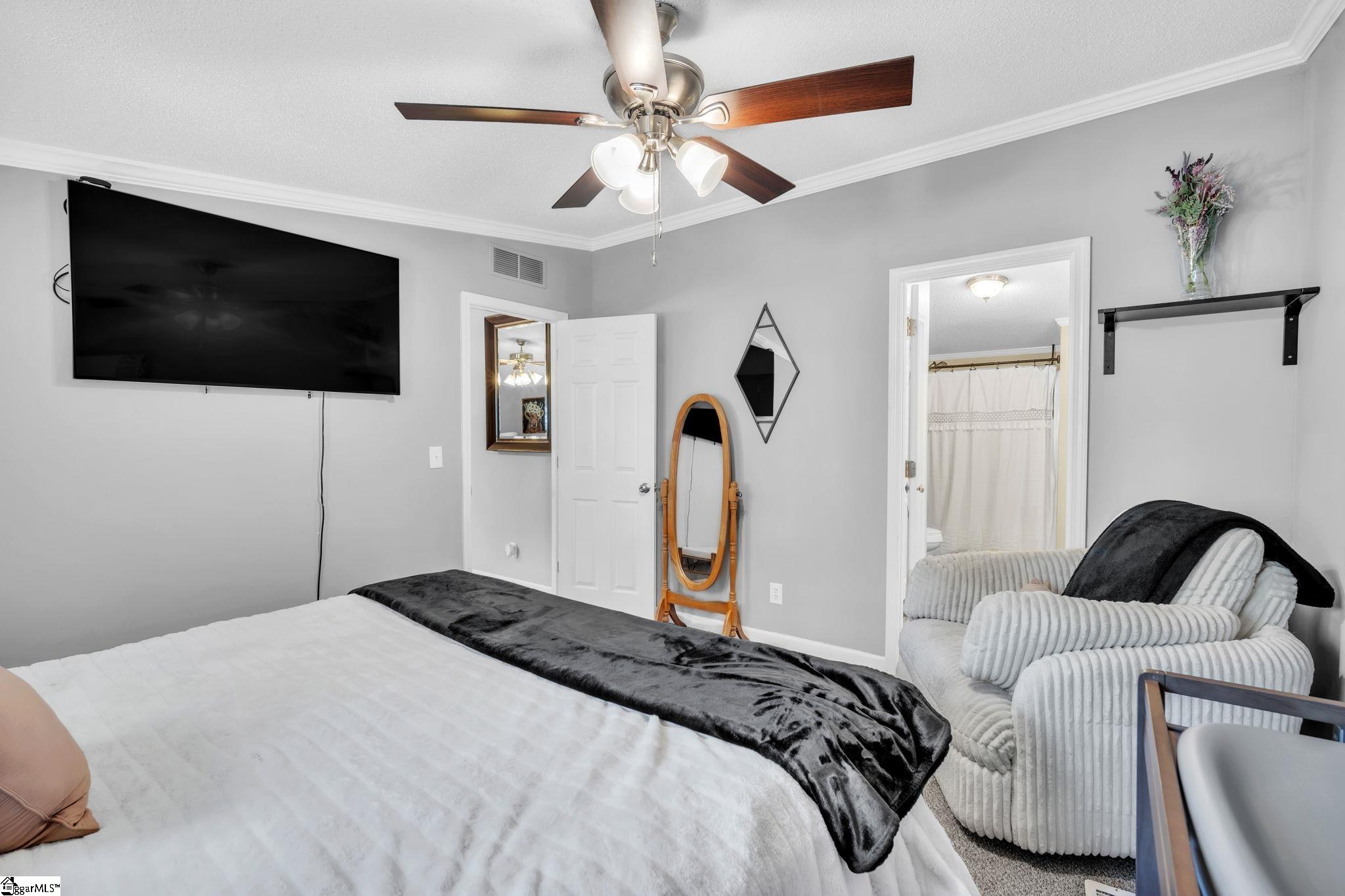 16 Airline, Greenville, South Carolina image 11