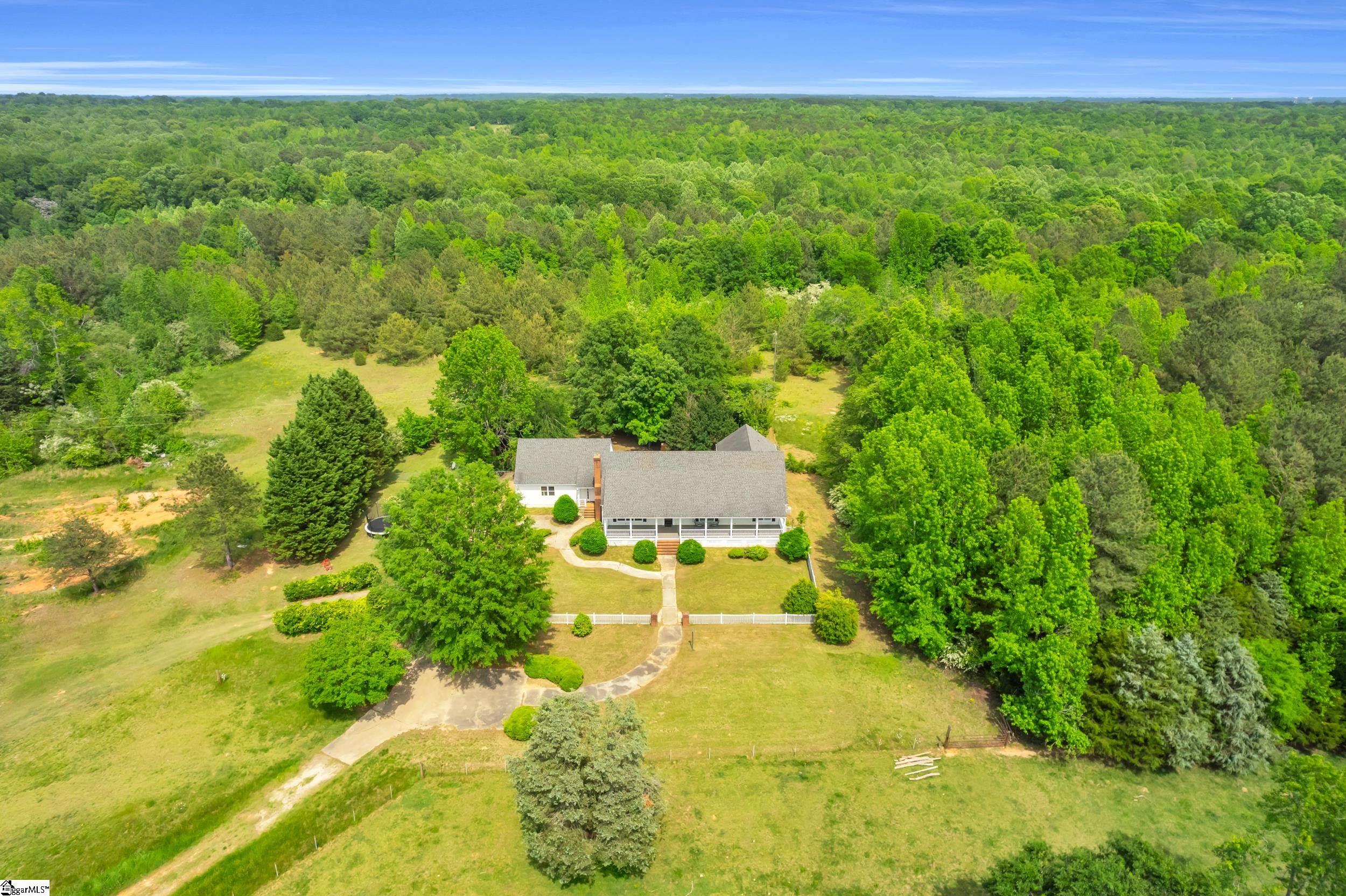 414 Giggle, Laurens, South Carolina image 3