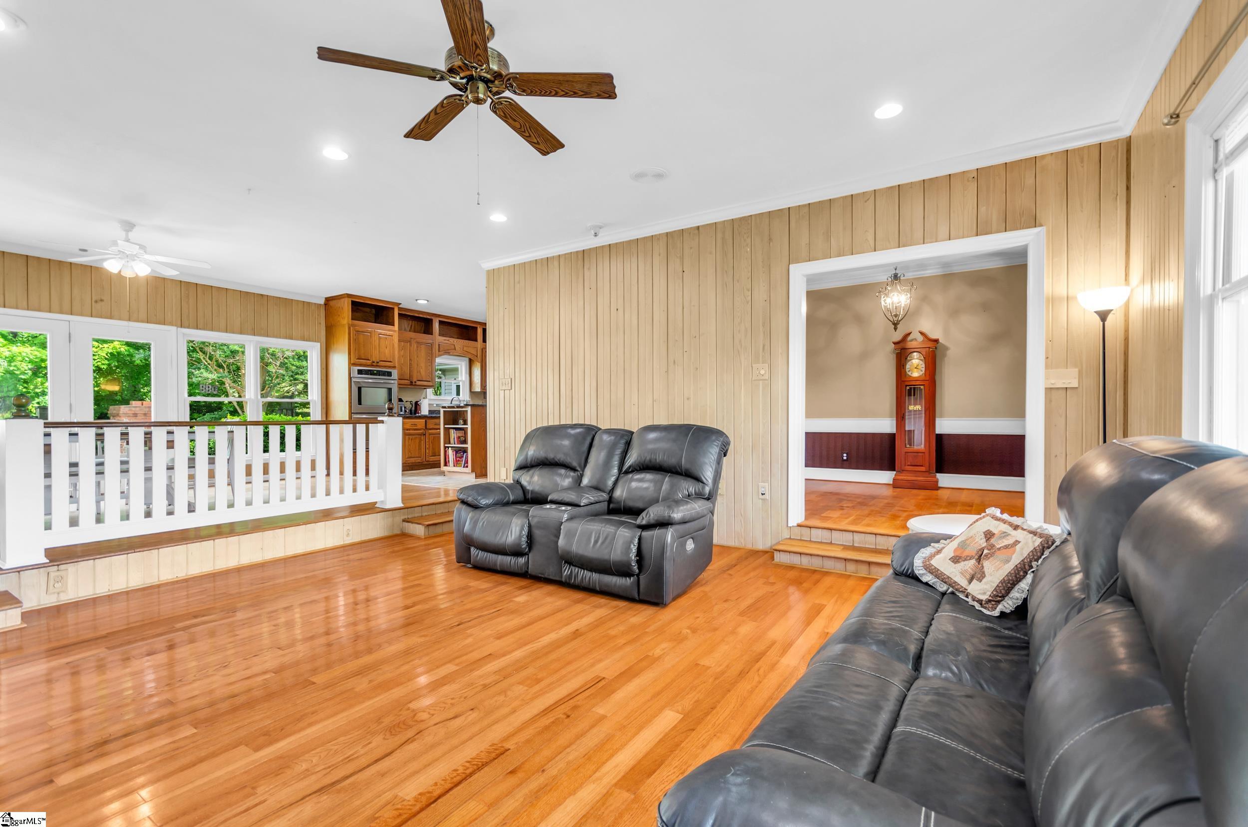 414 Giggle, Laurens, South Carolina image 7