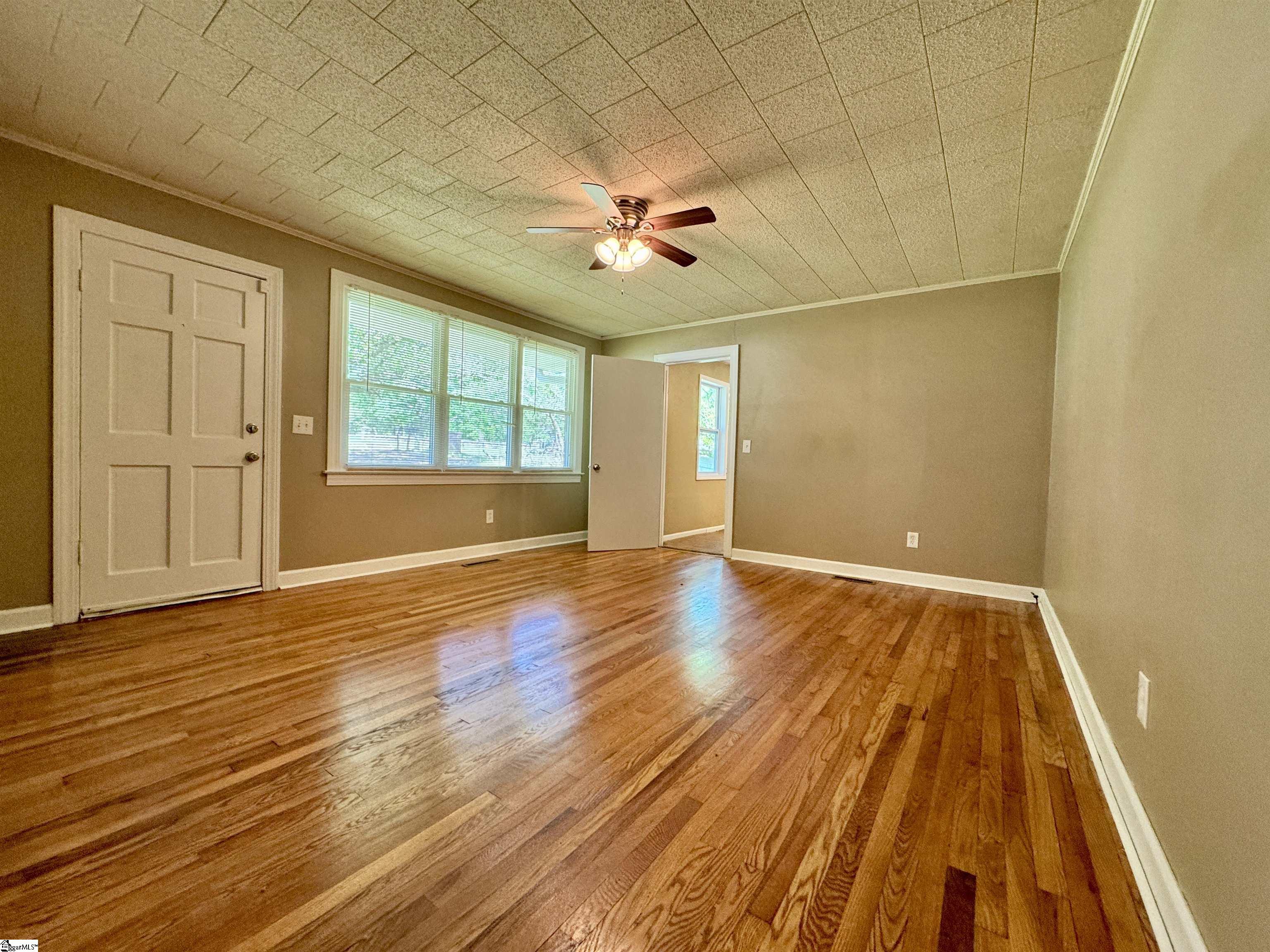 862 N Main, Gray Court, South Carolina image 4