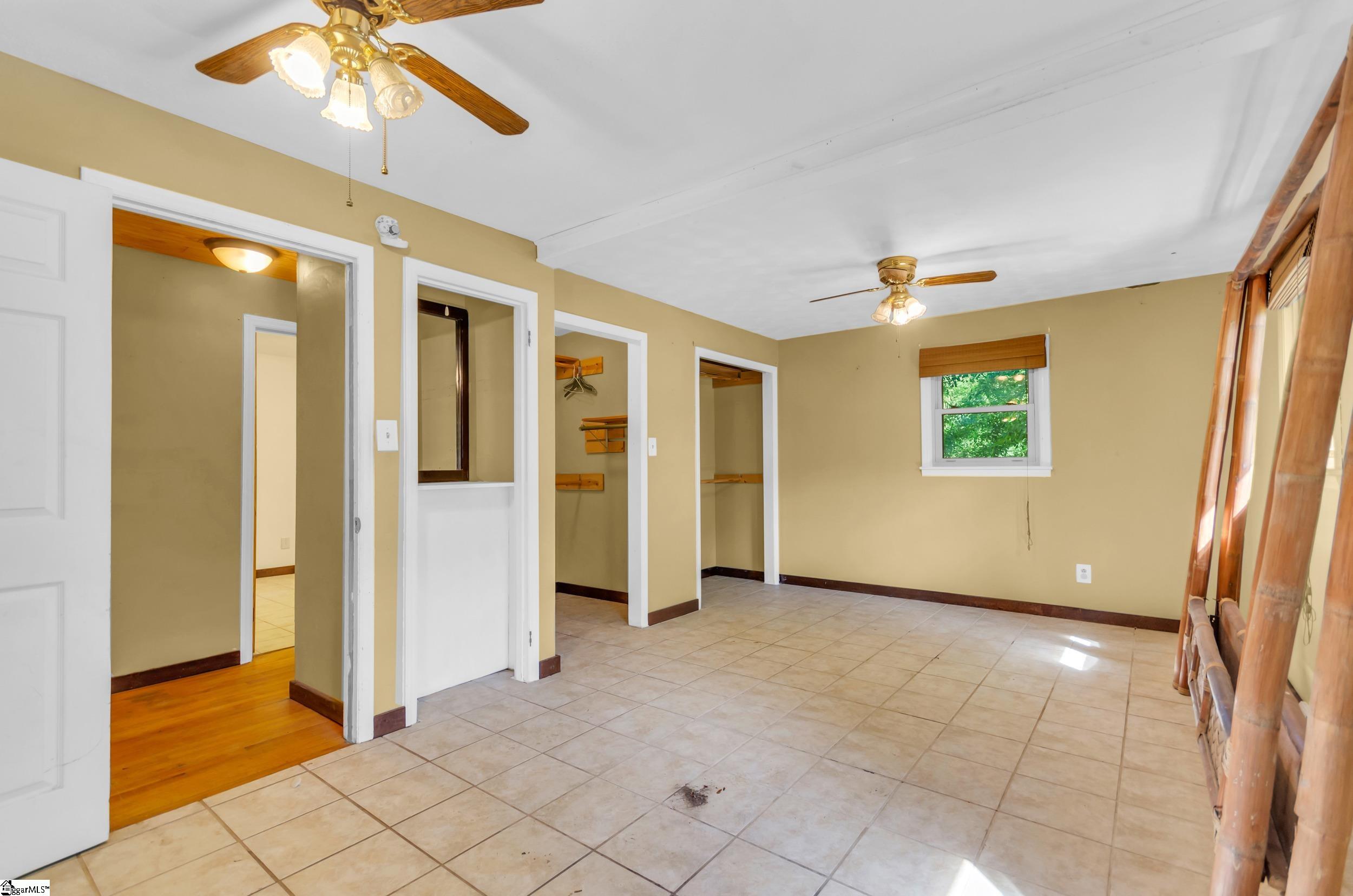 81 Julia, Columbus, North Carolina image 12