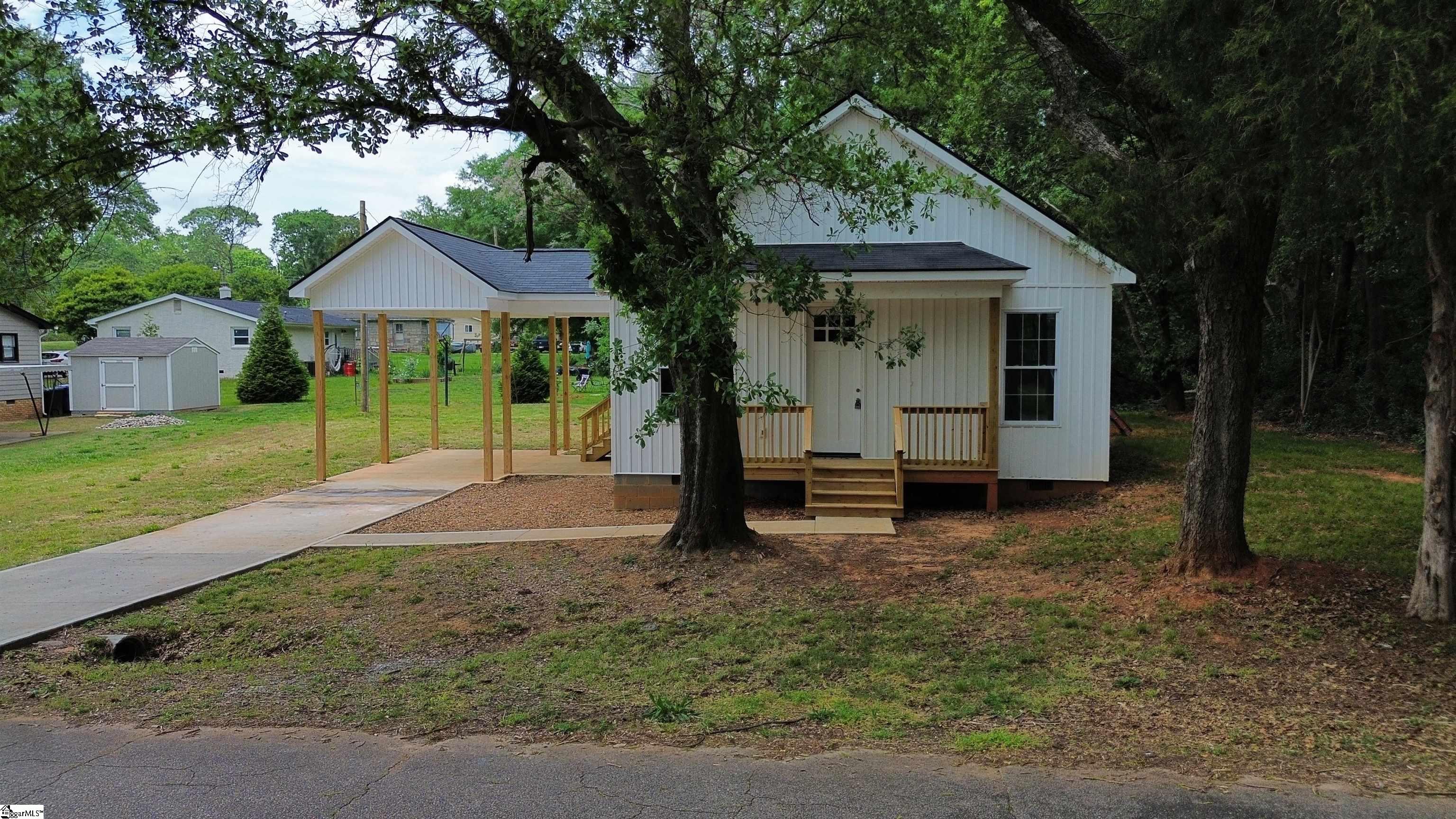 127 Edge, Wellford, South Carolina image 3