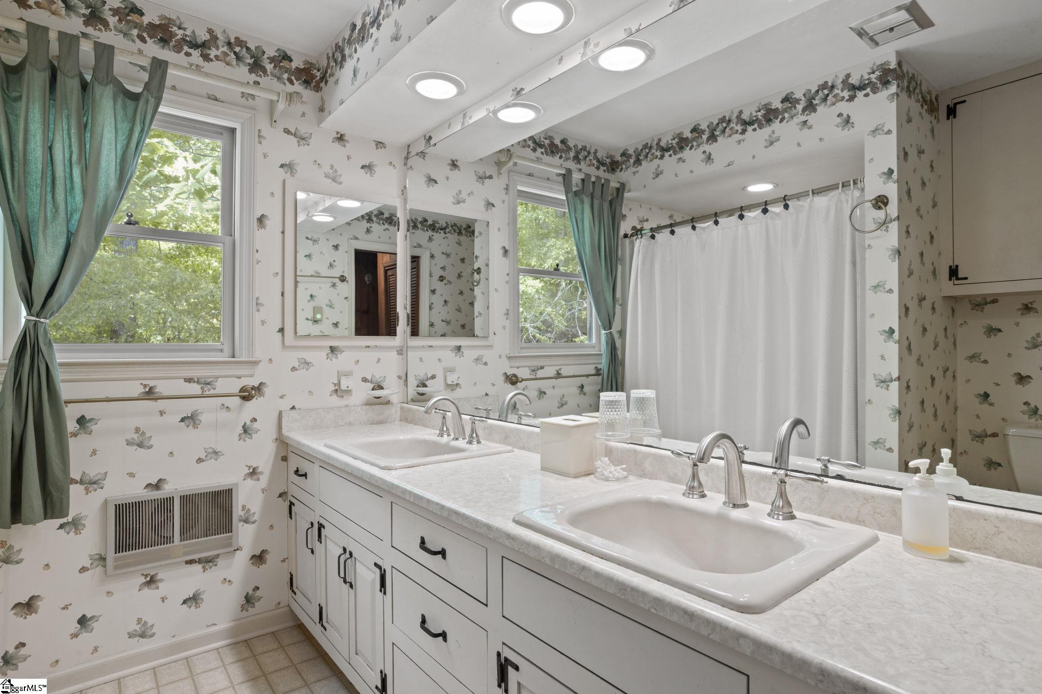 451 Pacolet Pond, Tryon, North Carolina image 39