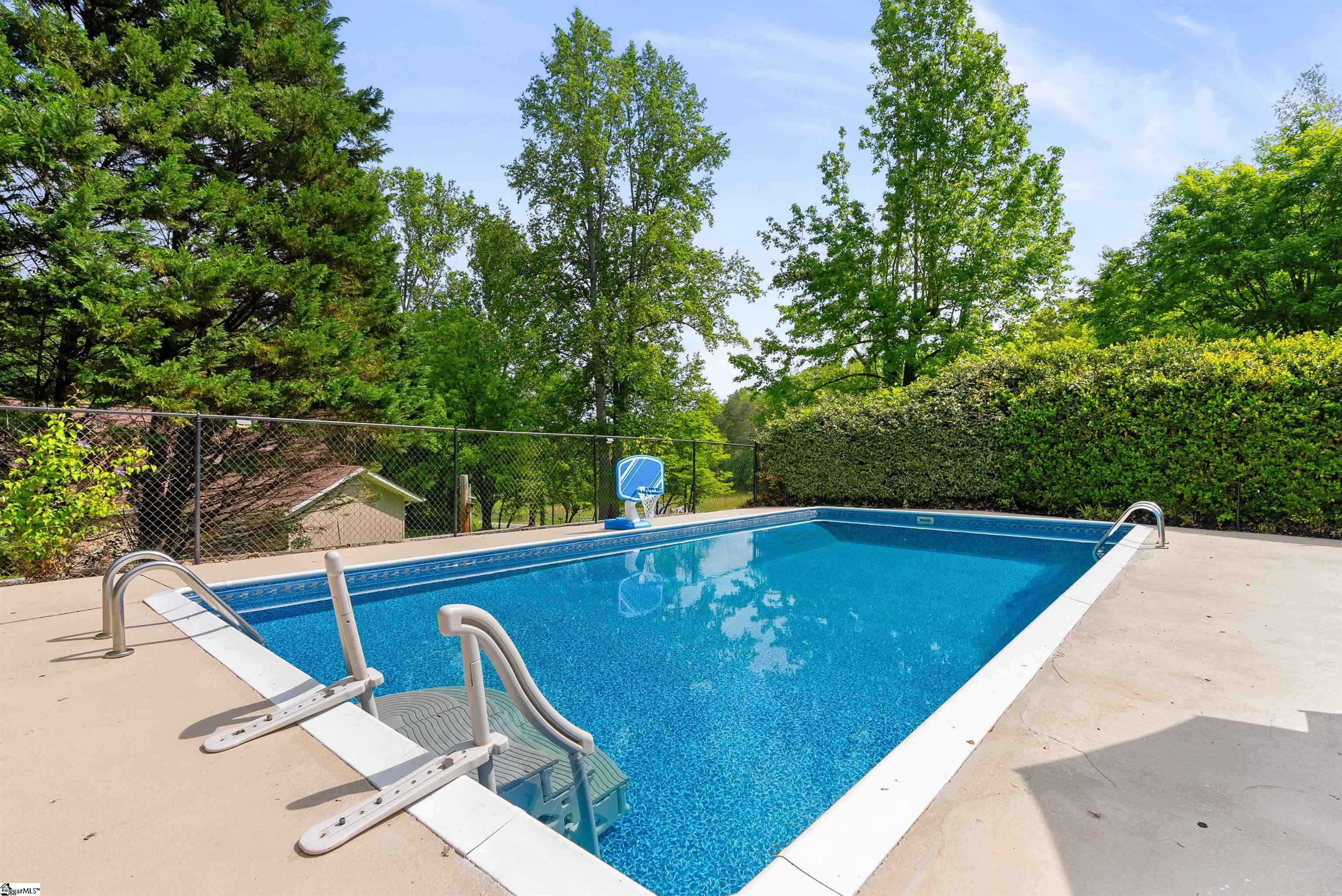 225 E Powers, Easley, South Carolina image 32