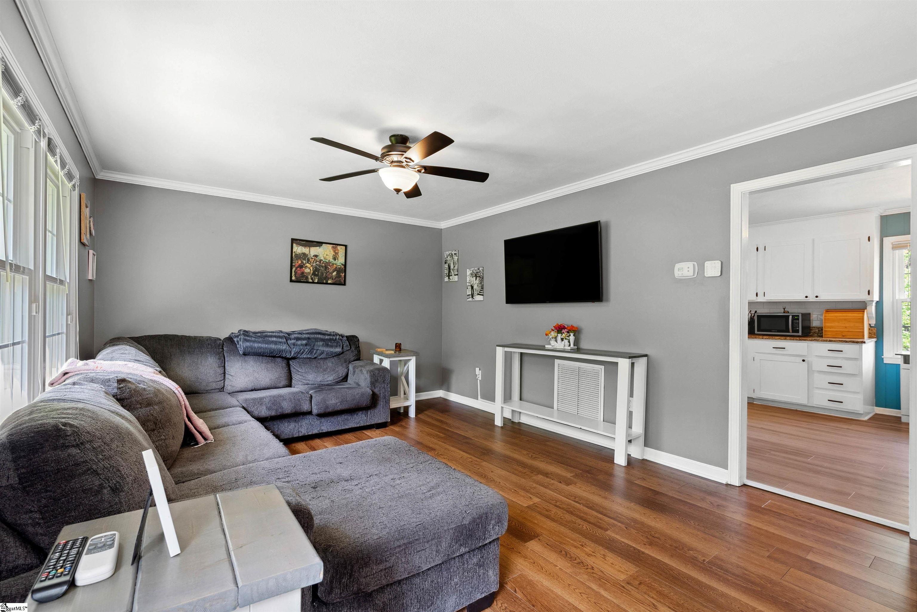 225 E Powers, Easley, South Carolina image 5