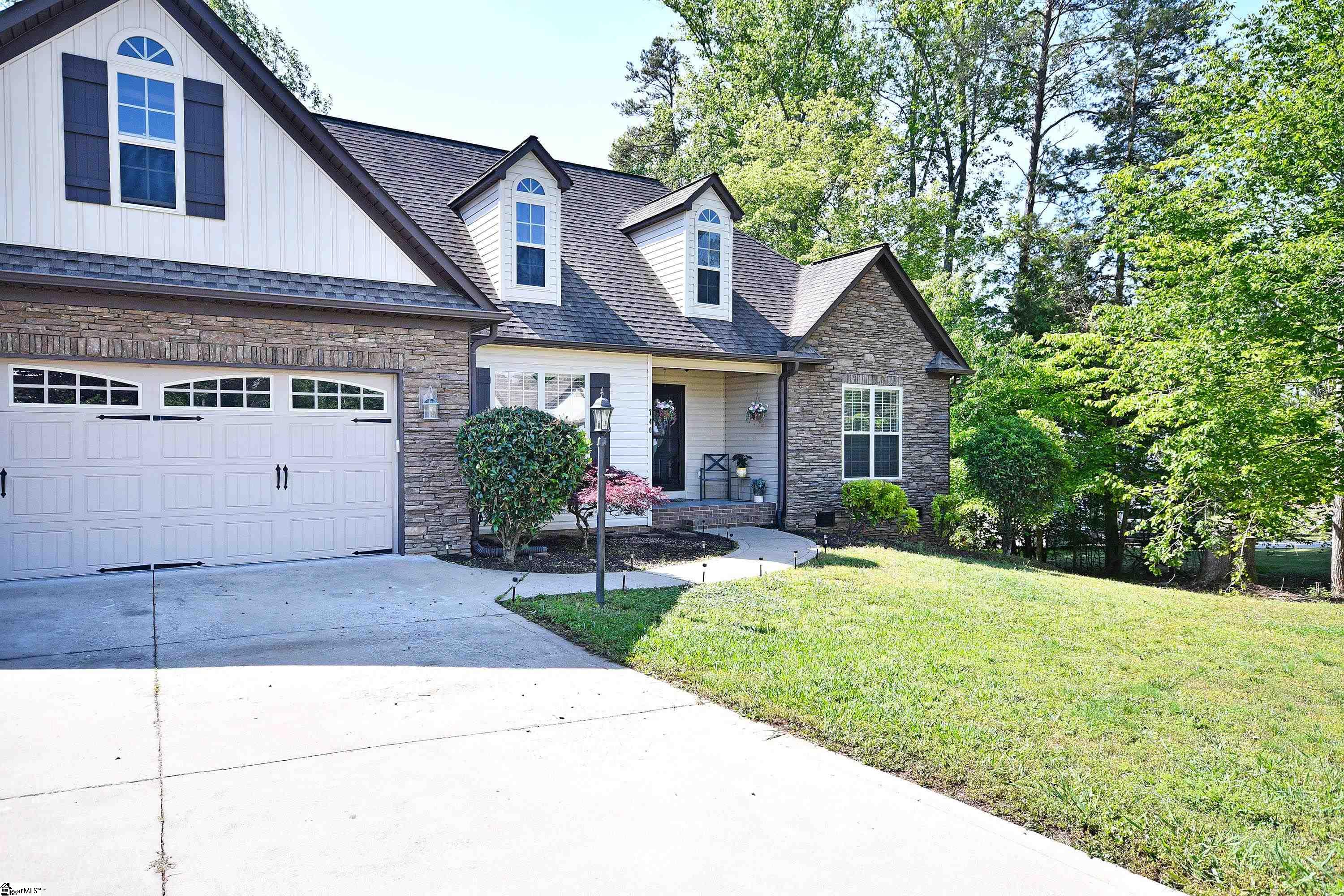 740 W River Grove, Roebuck, South Carolina image 2