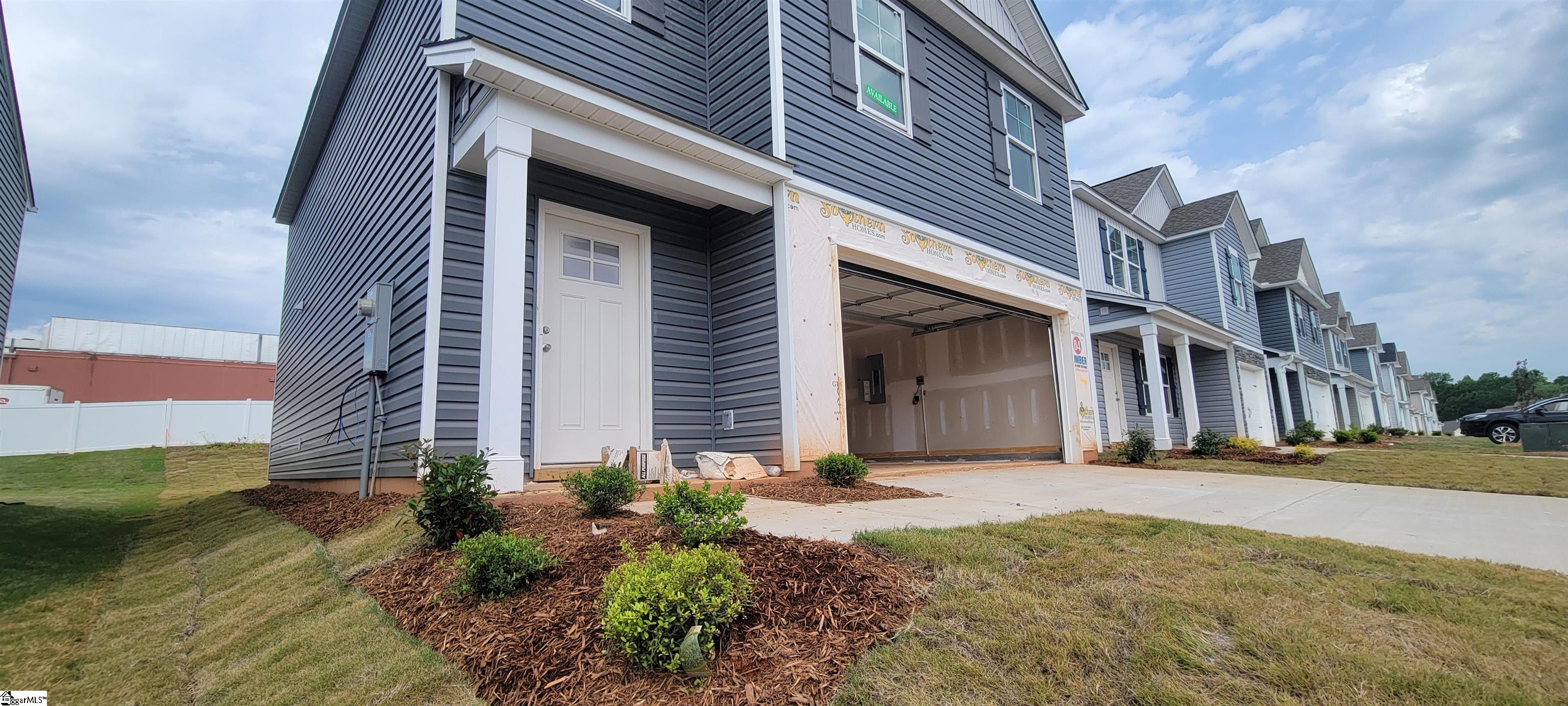 6068 Willutuck, Boiling Springs, South Carolina image 2