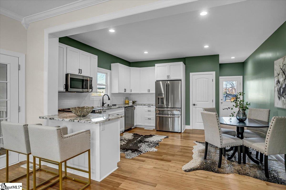 21 8th, Greenville, South Carolina image 2
