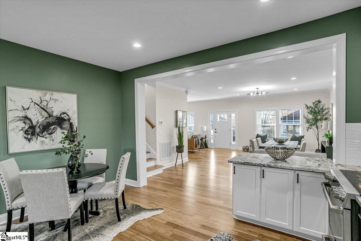 21 8th, Greenville, South Carolina image 17