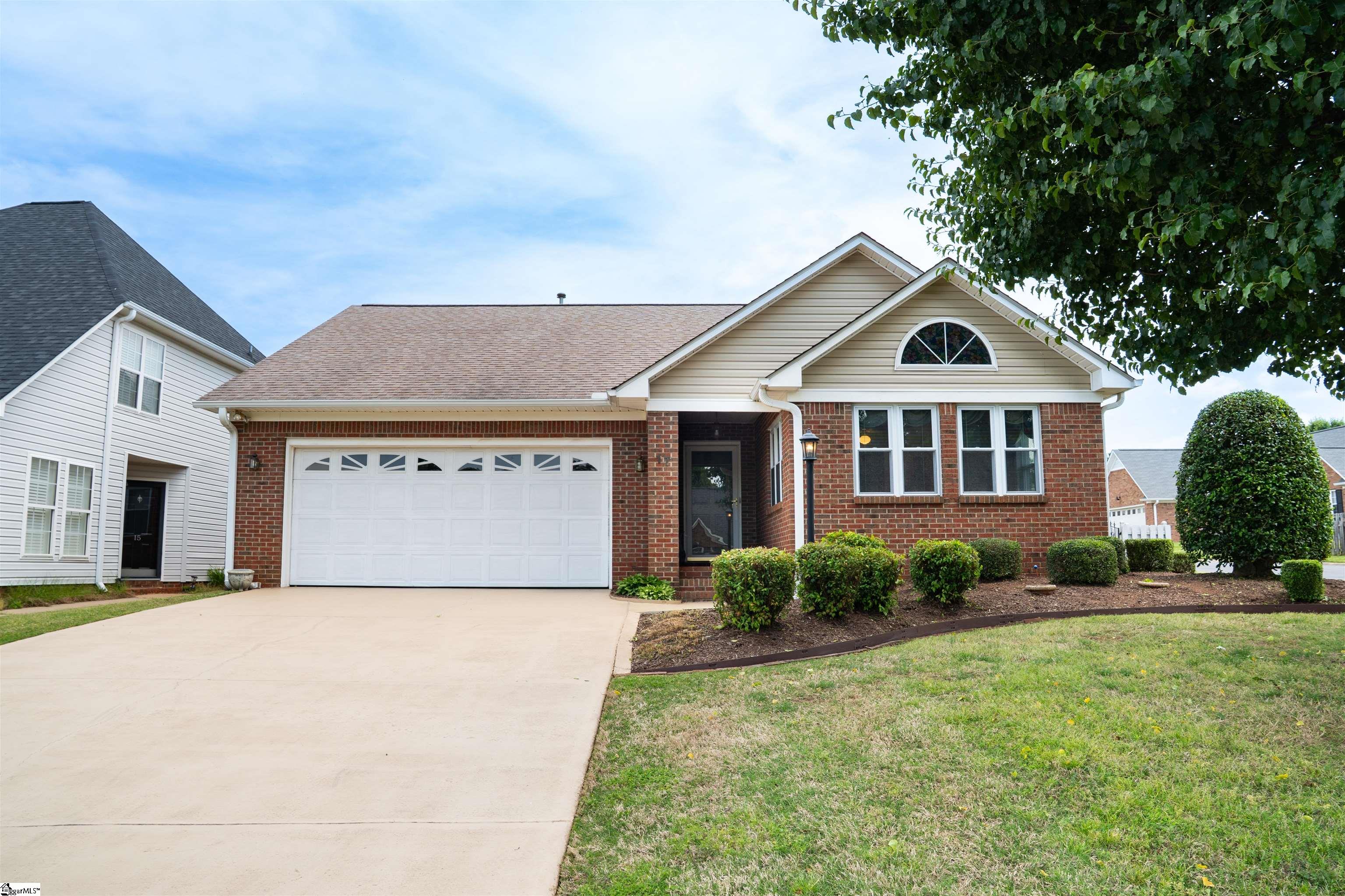 17 Arbours West, Moore, South Carolina image 1
