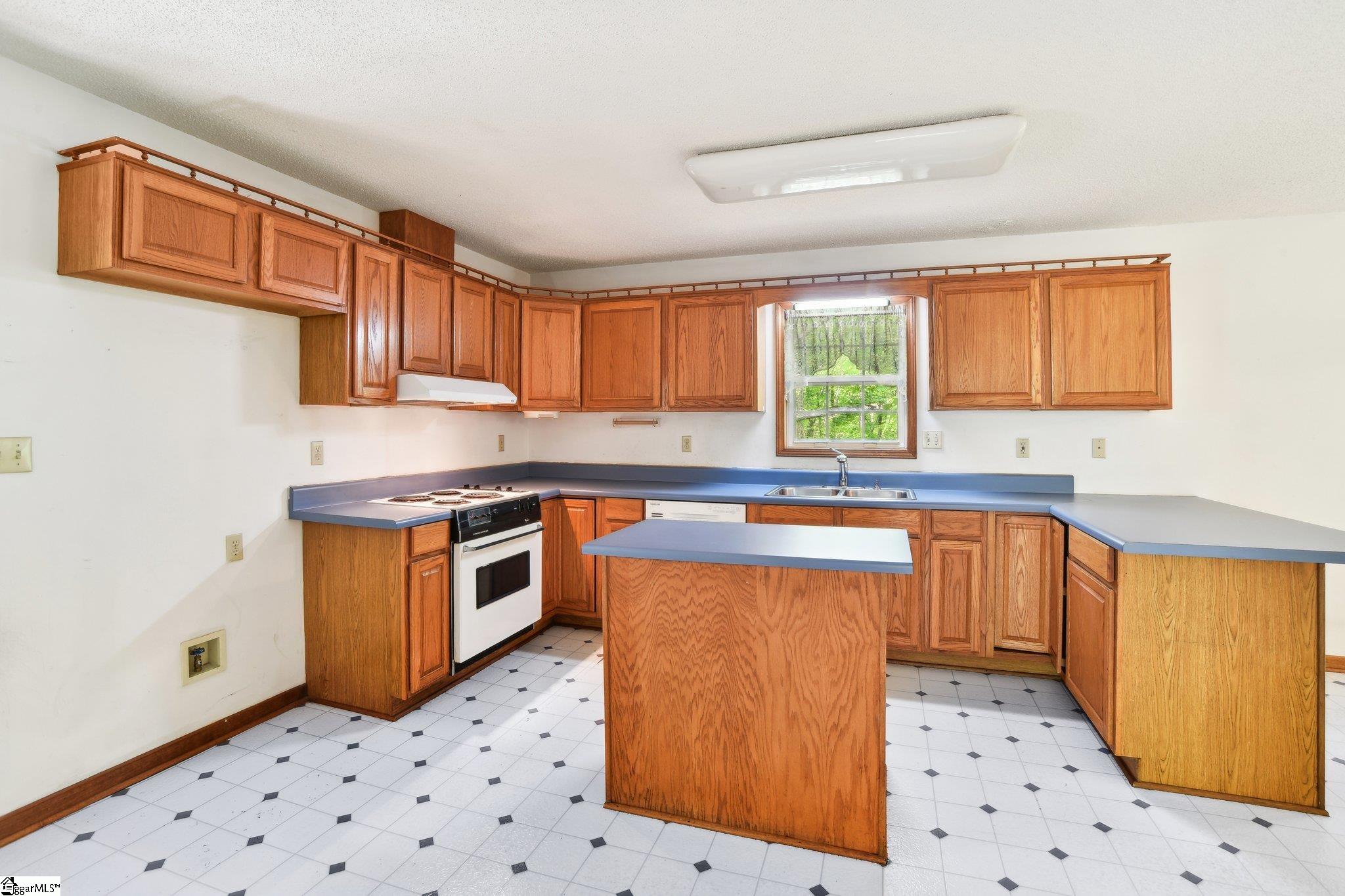 1014 Stratford, Easley, South Carolina image 17