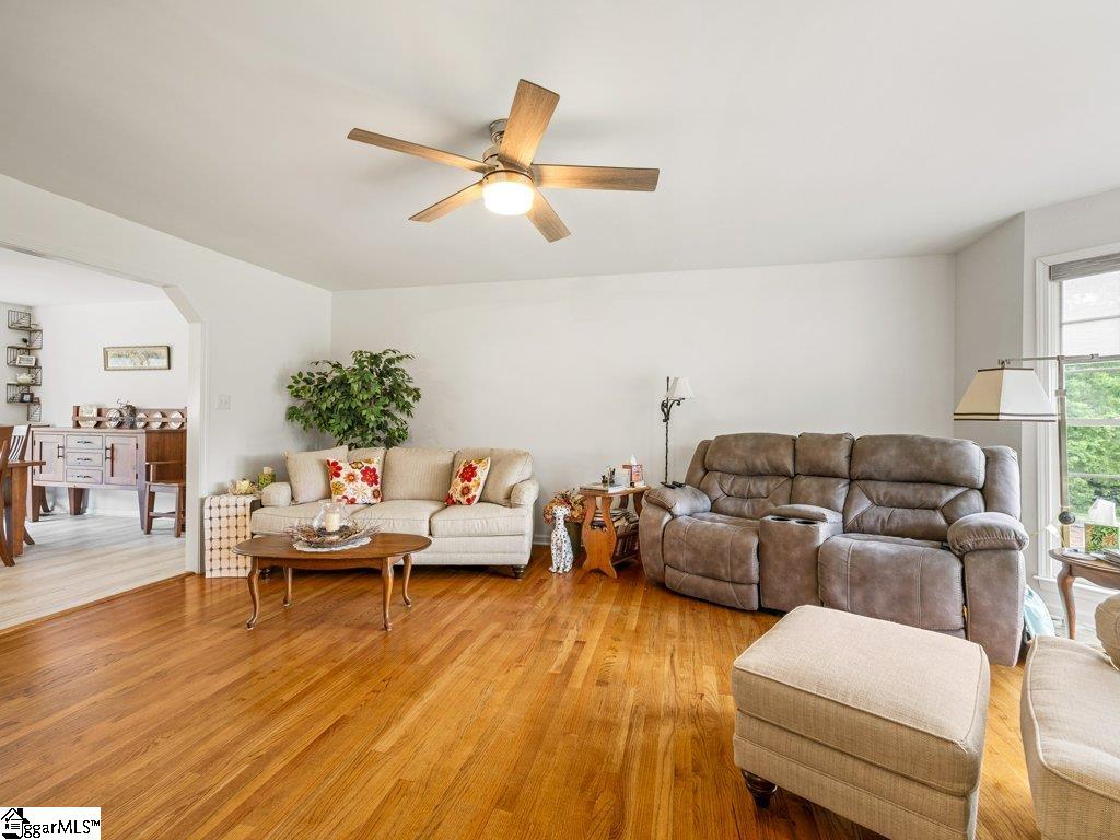 530 Hulon Howard, Landrum, South Carolina image 4