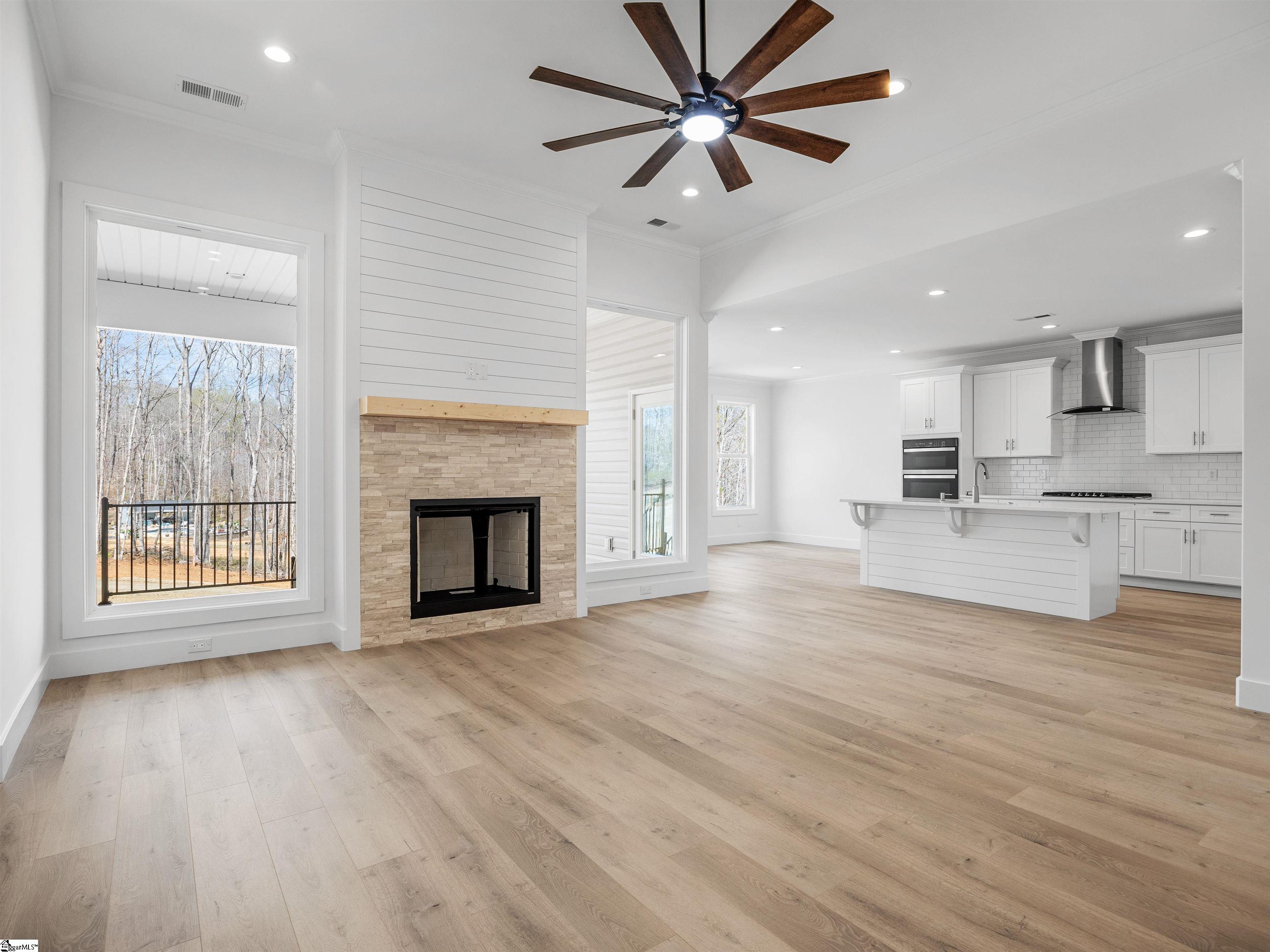 907 Aragon, Boiling Springs, South Carolina image 7