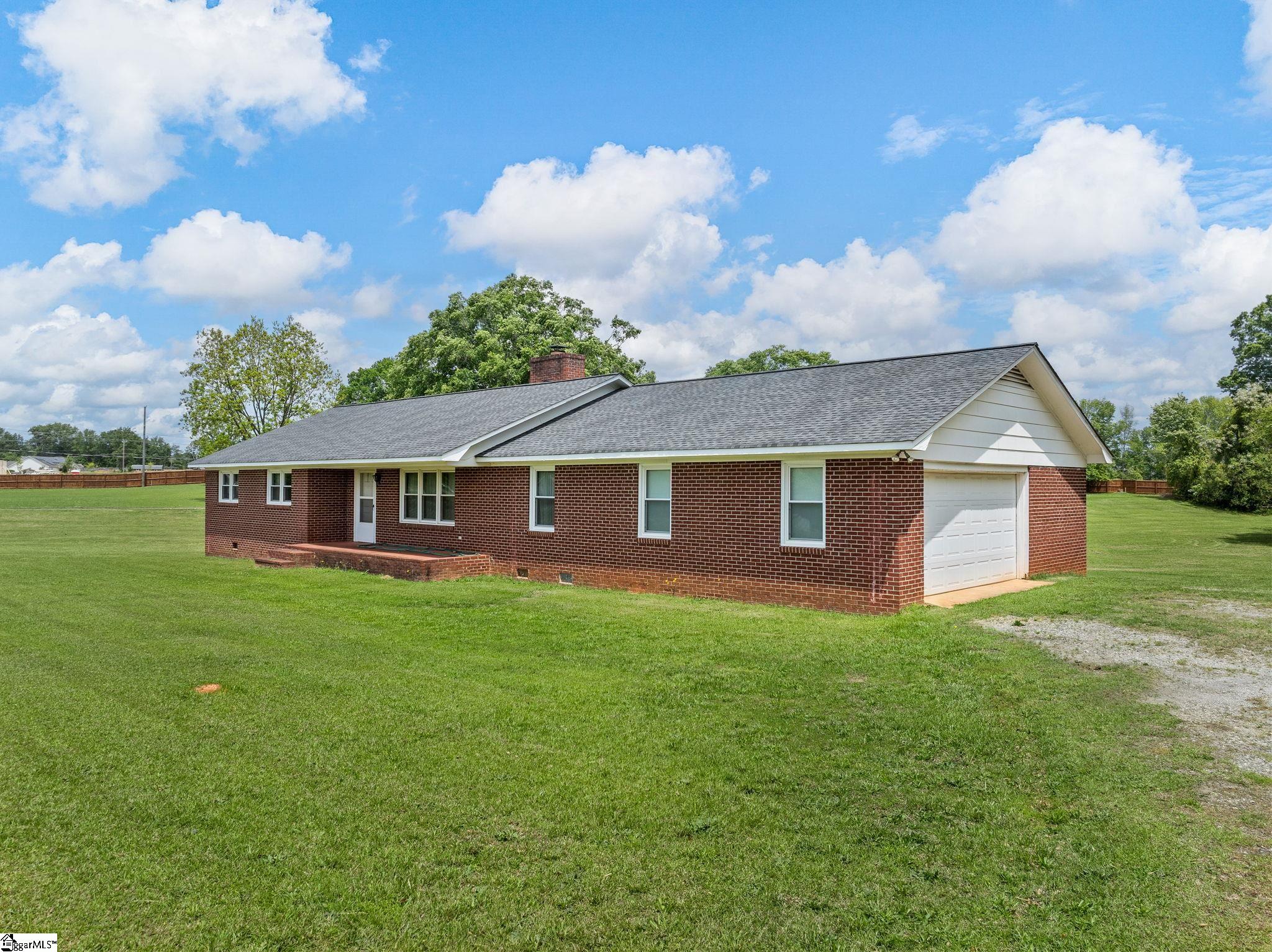 1310 Mount Zion, Spartanburg, South Carolina image 2