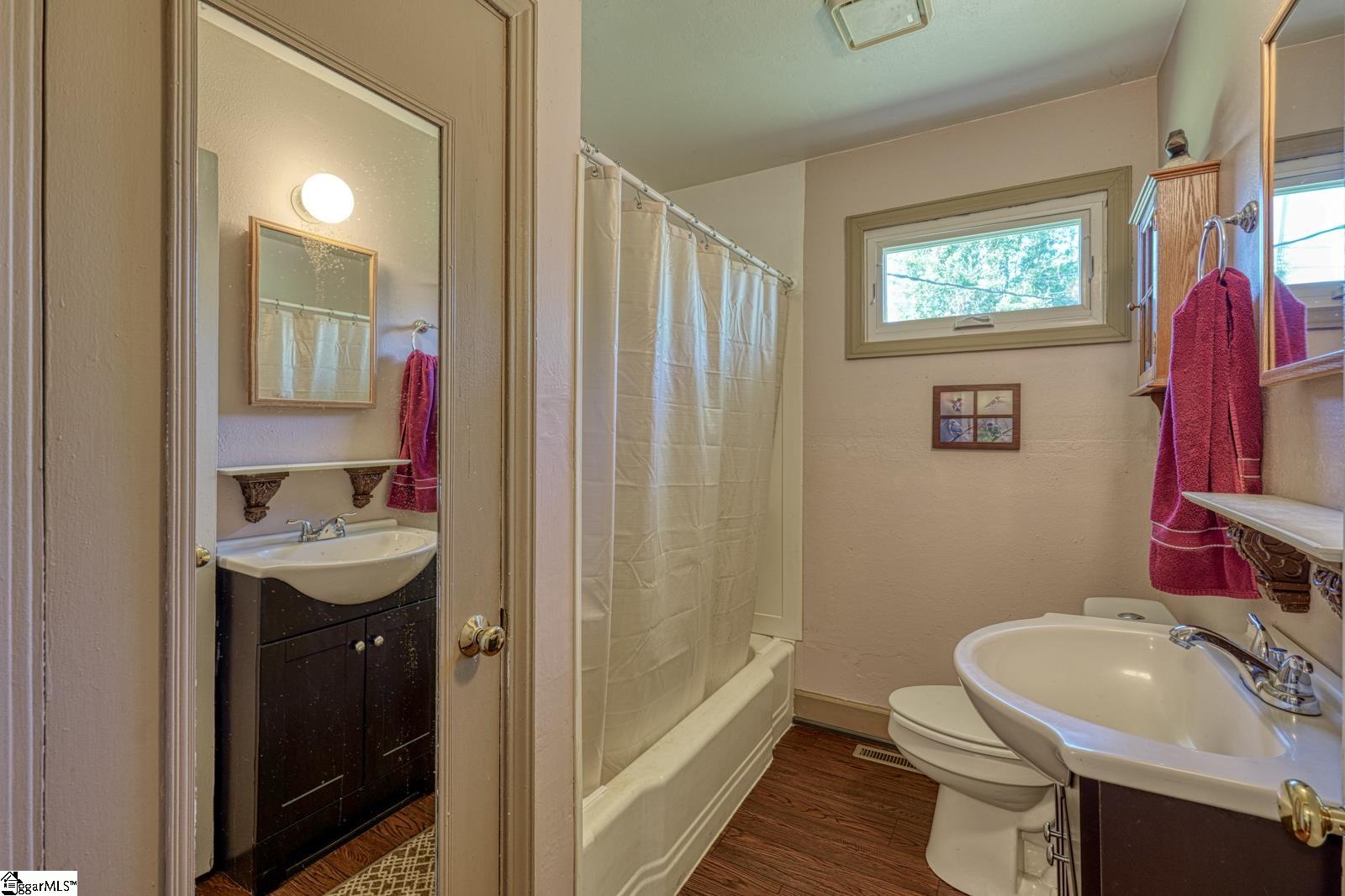 4 Jonquil, Greenville, South Carolina image 16