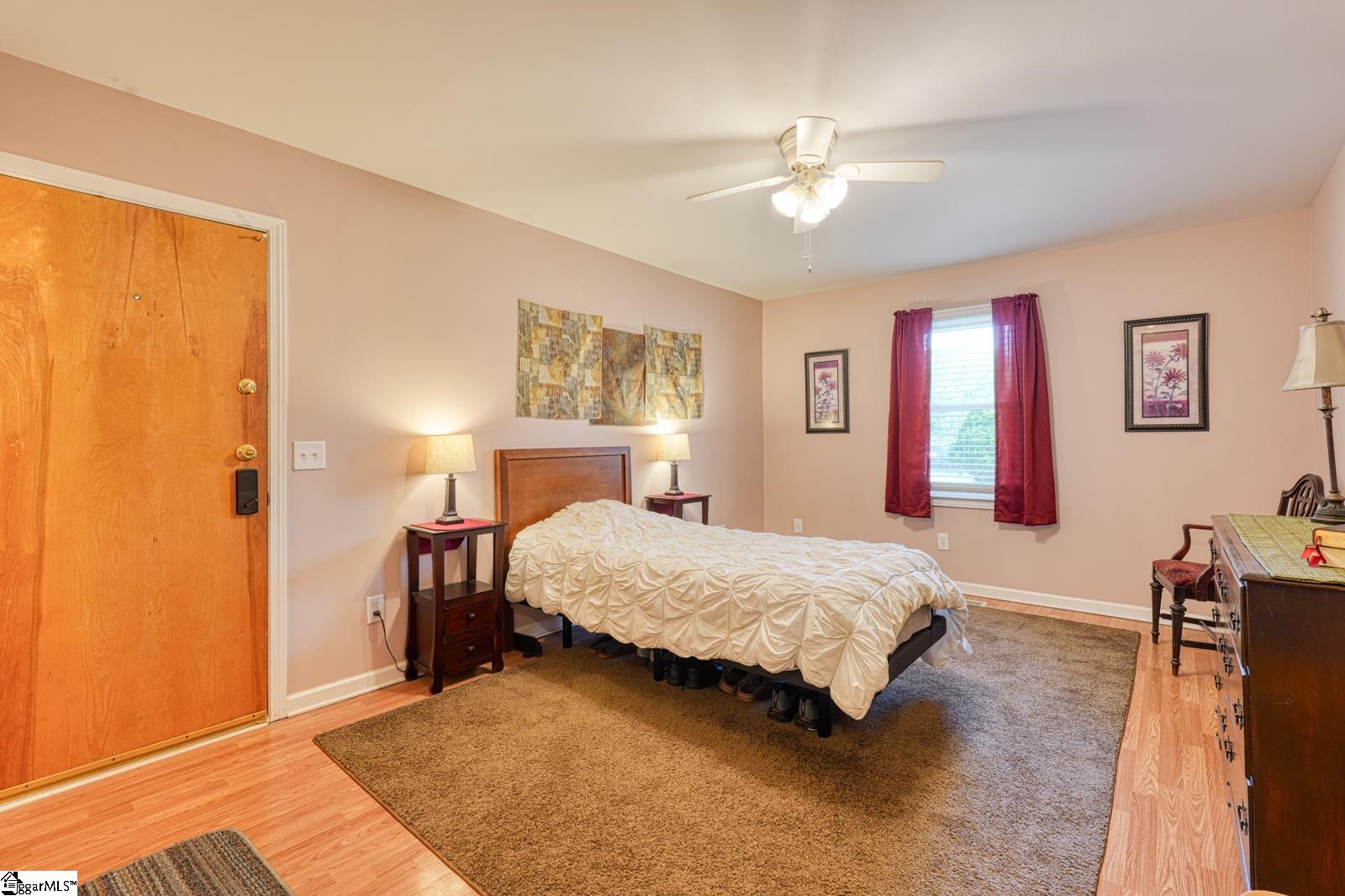 4 Jonquil, Greenville, South Carolina image 33