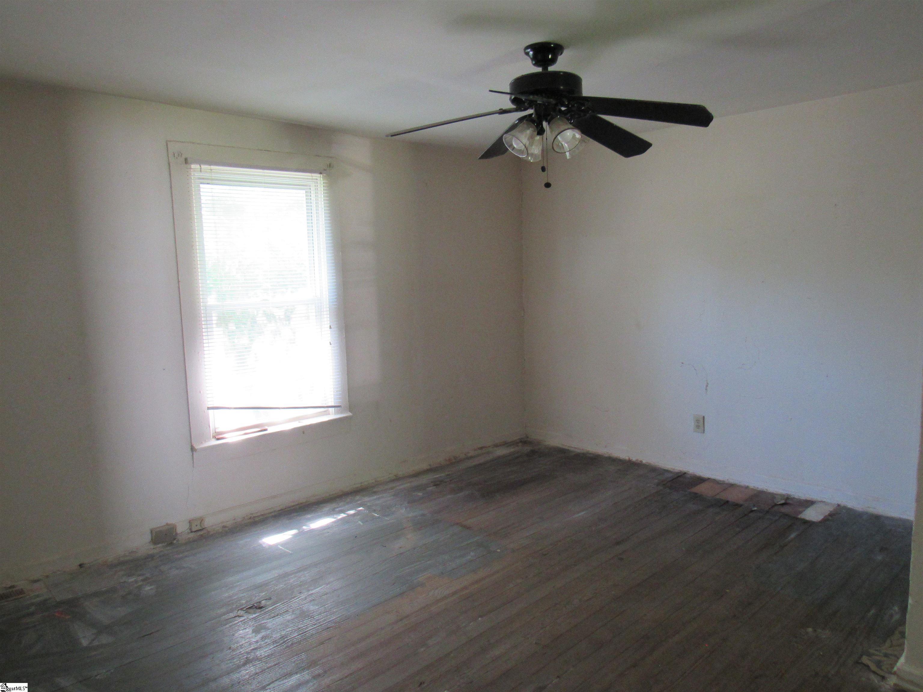 219 Heatherly, Greenville, South Carolina image 4