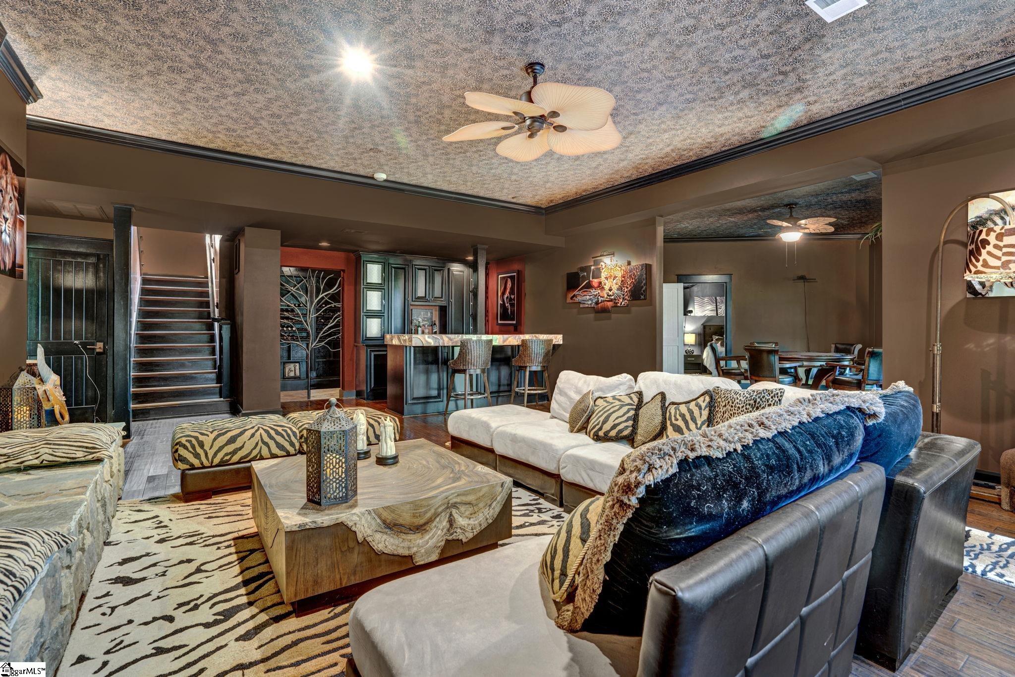 2 Sharptop, Landrum, South Carolina image 30