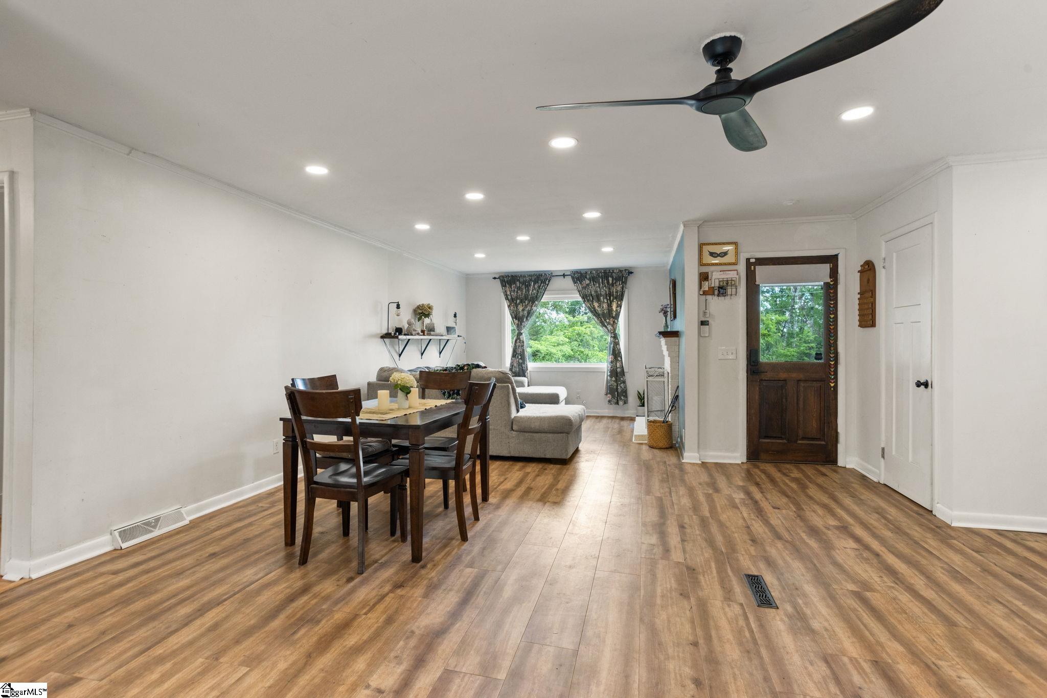 312 Alta Vista, Travelers Rest, South Carolina image 4