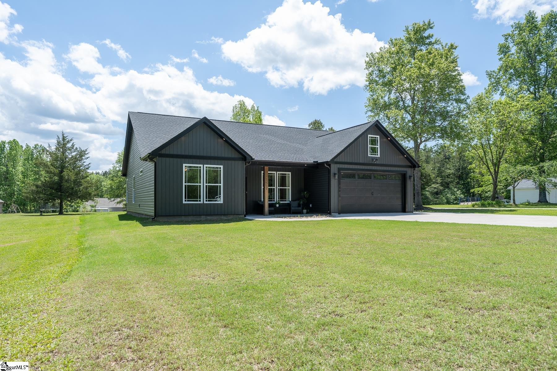 713 Bradley Dill, Campobello, South Carolina image 4