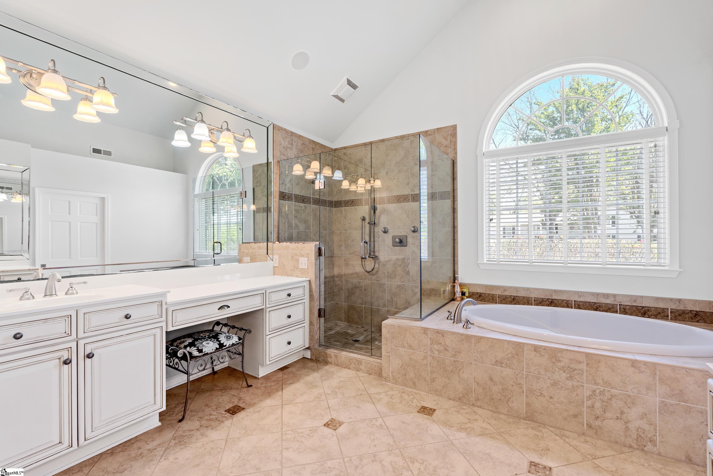 810 Wembley, Greenville, South Carolina image 15