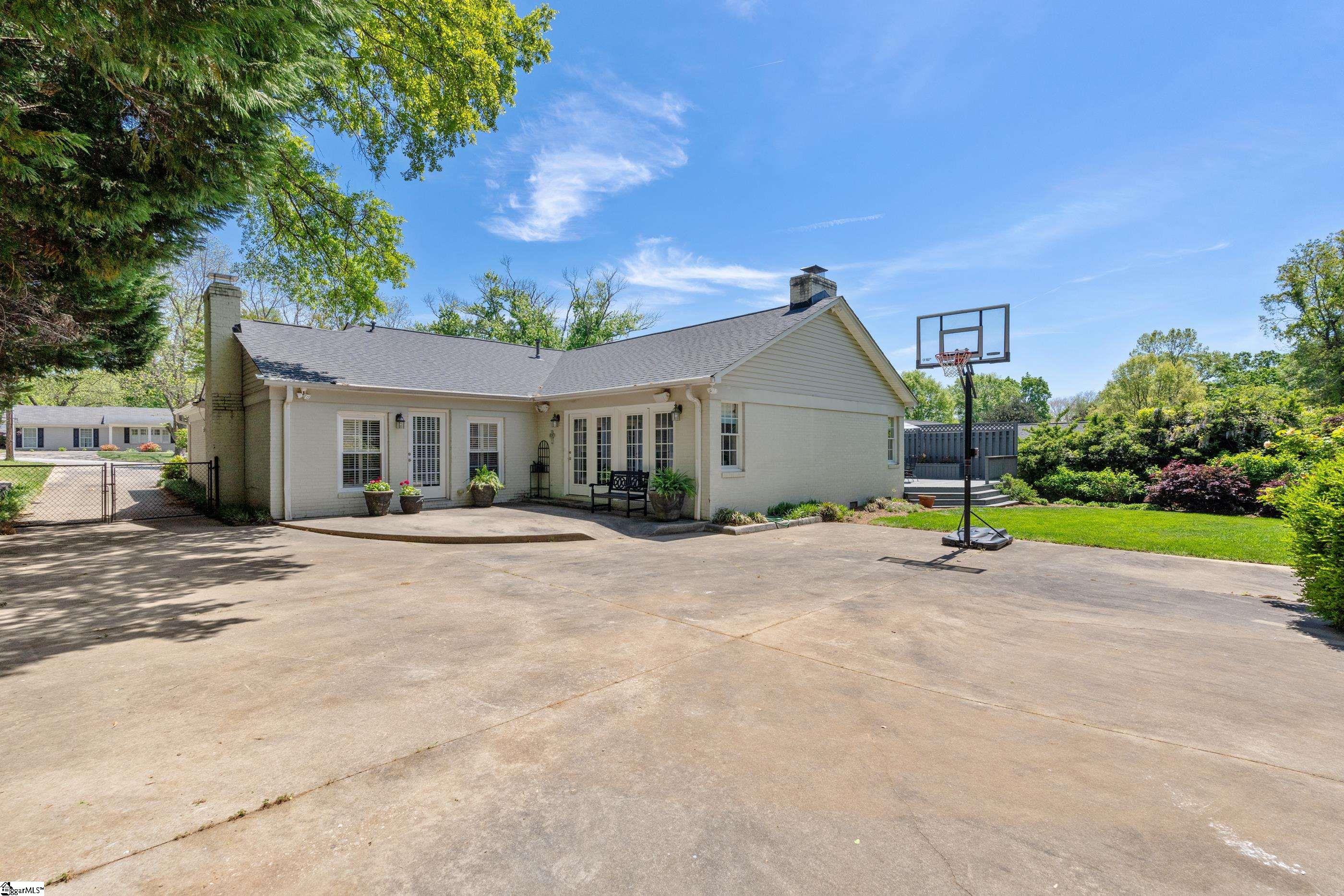 810 Wembley, Greenville, South Carolina image 37