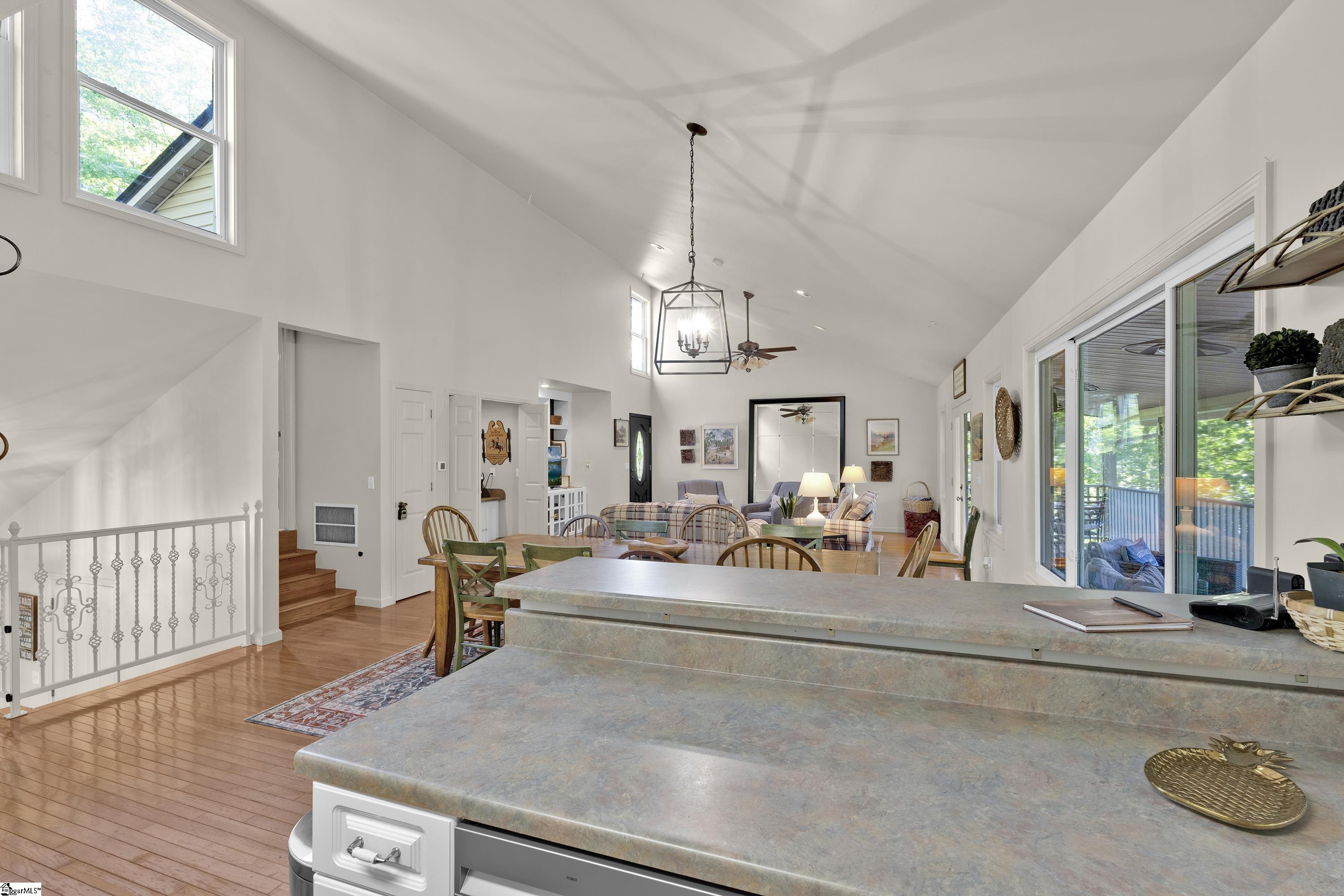 451 Cedar Creek, Sunset, South Carolina image 15