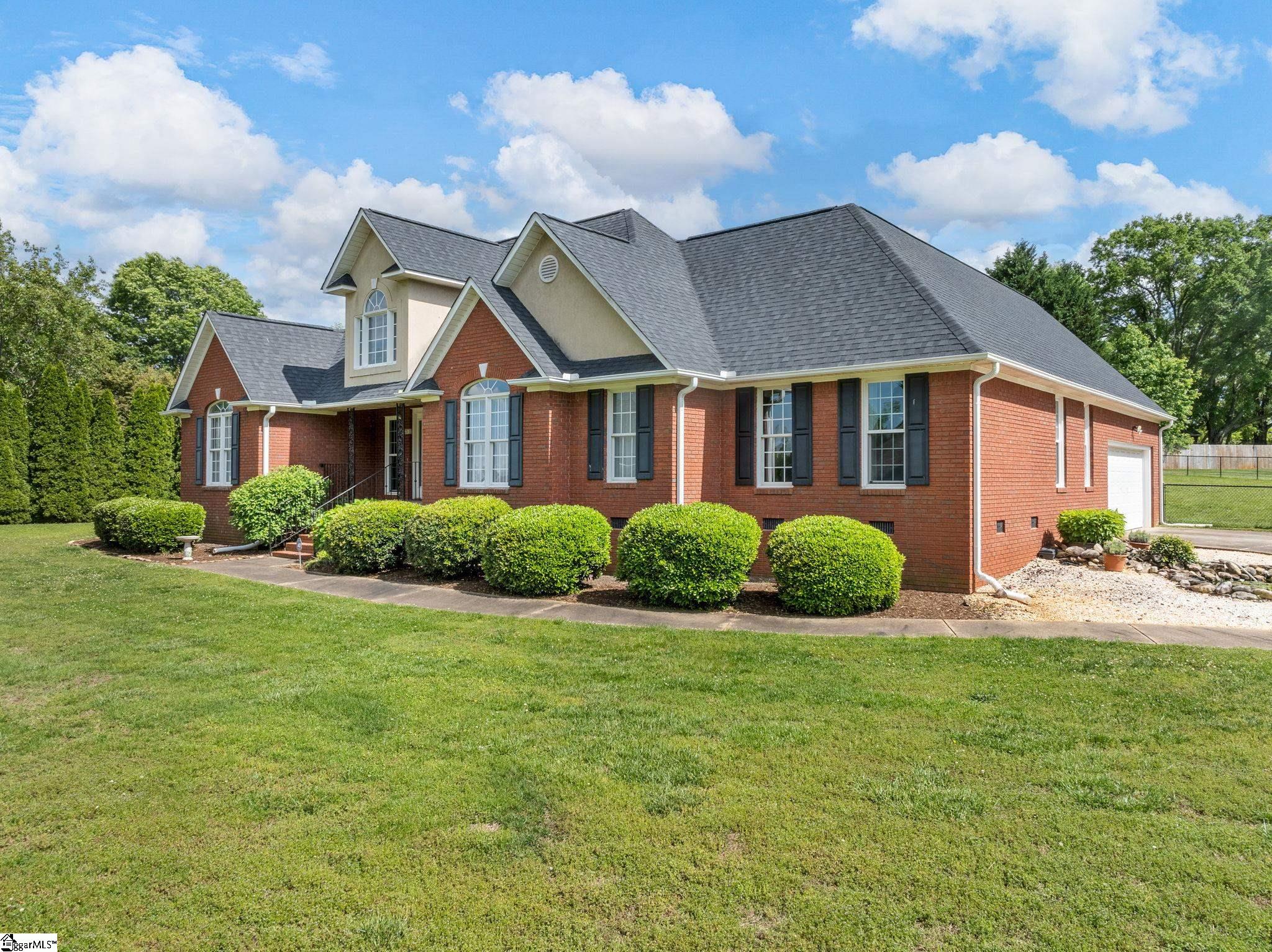 121 Lewis Burnett, Boiling Springs, South Carolina image 3