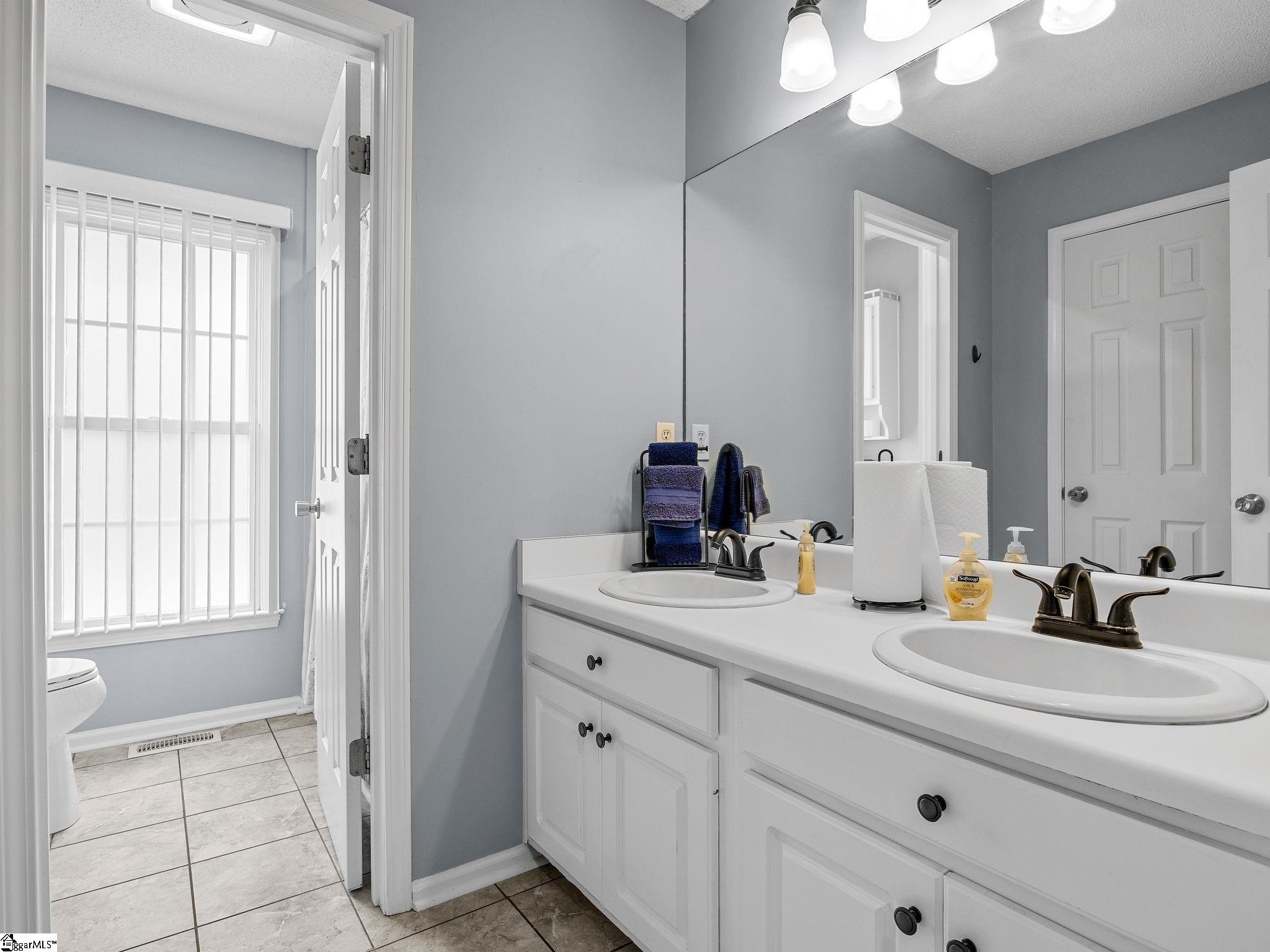 121 Lewis Burnett, Boiling Springs, South Carolina image 24