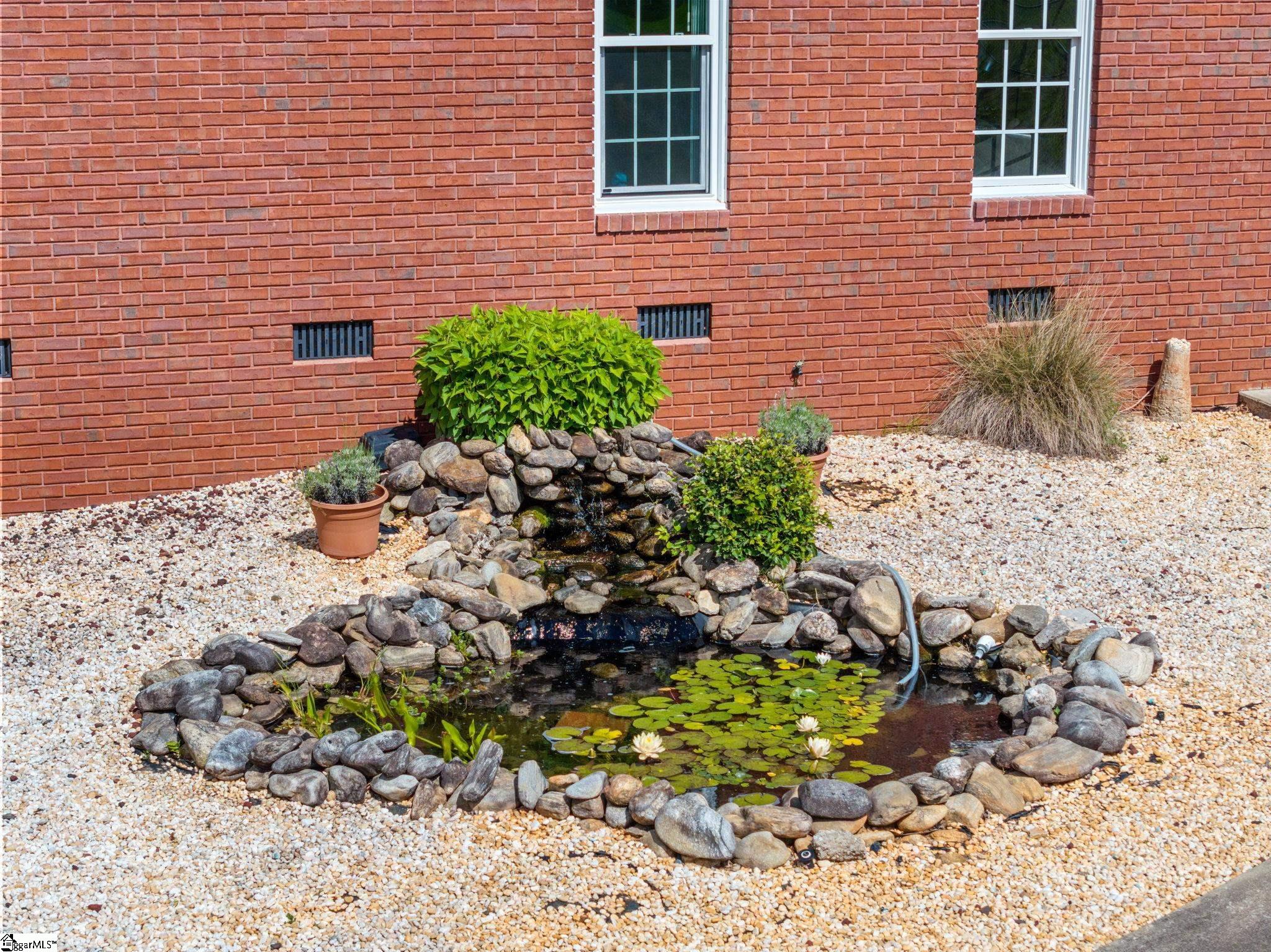 121 Lewis Burnett, Boiling Springs, South Carolina image 39