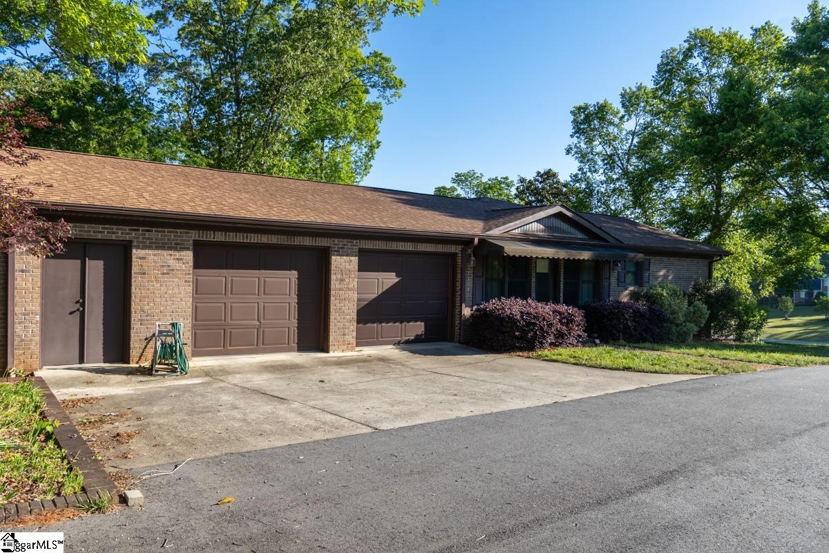 492 Flat Rock, Liberty, South Carolina image 2