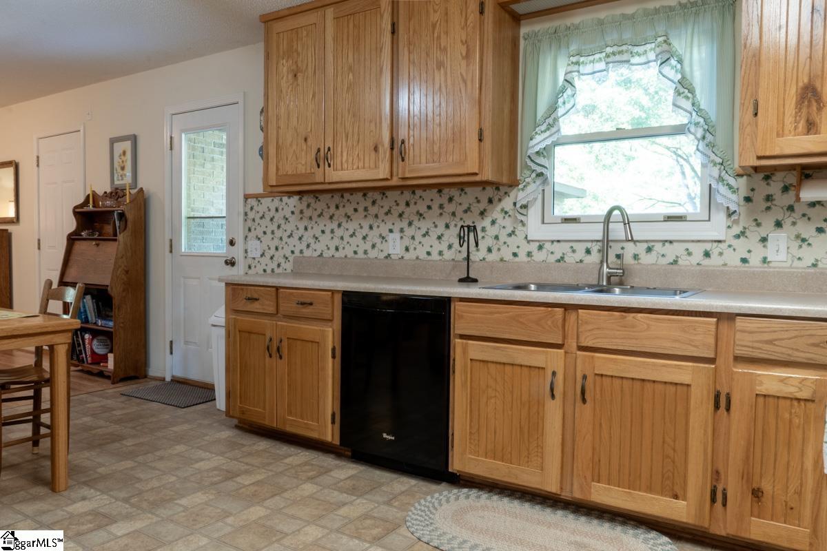 492 Flat Rock, Liberty, South Carolina image 11