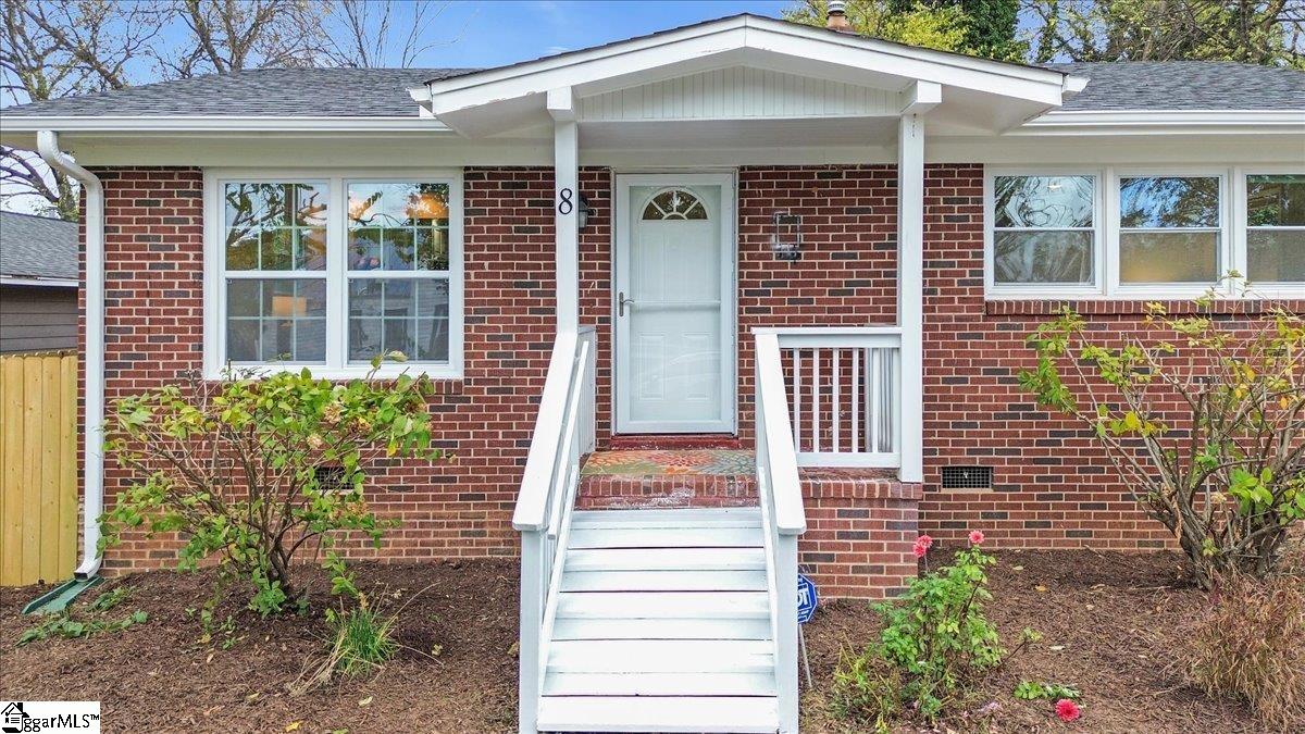 8 Queen Aly, Greenville, South Carolina image 2
