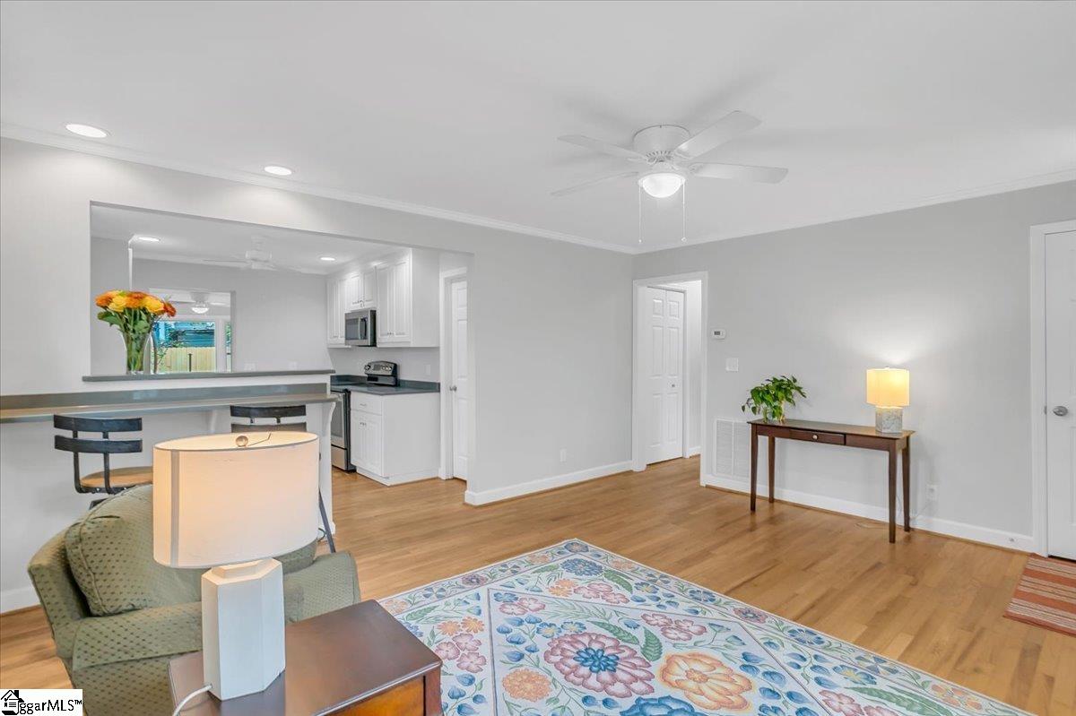 8 Queen Aly, Greenville, South Carolina image 4